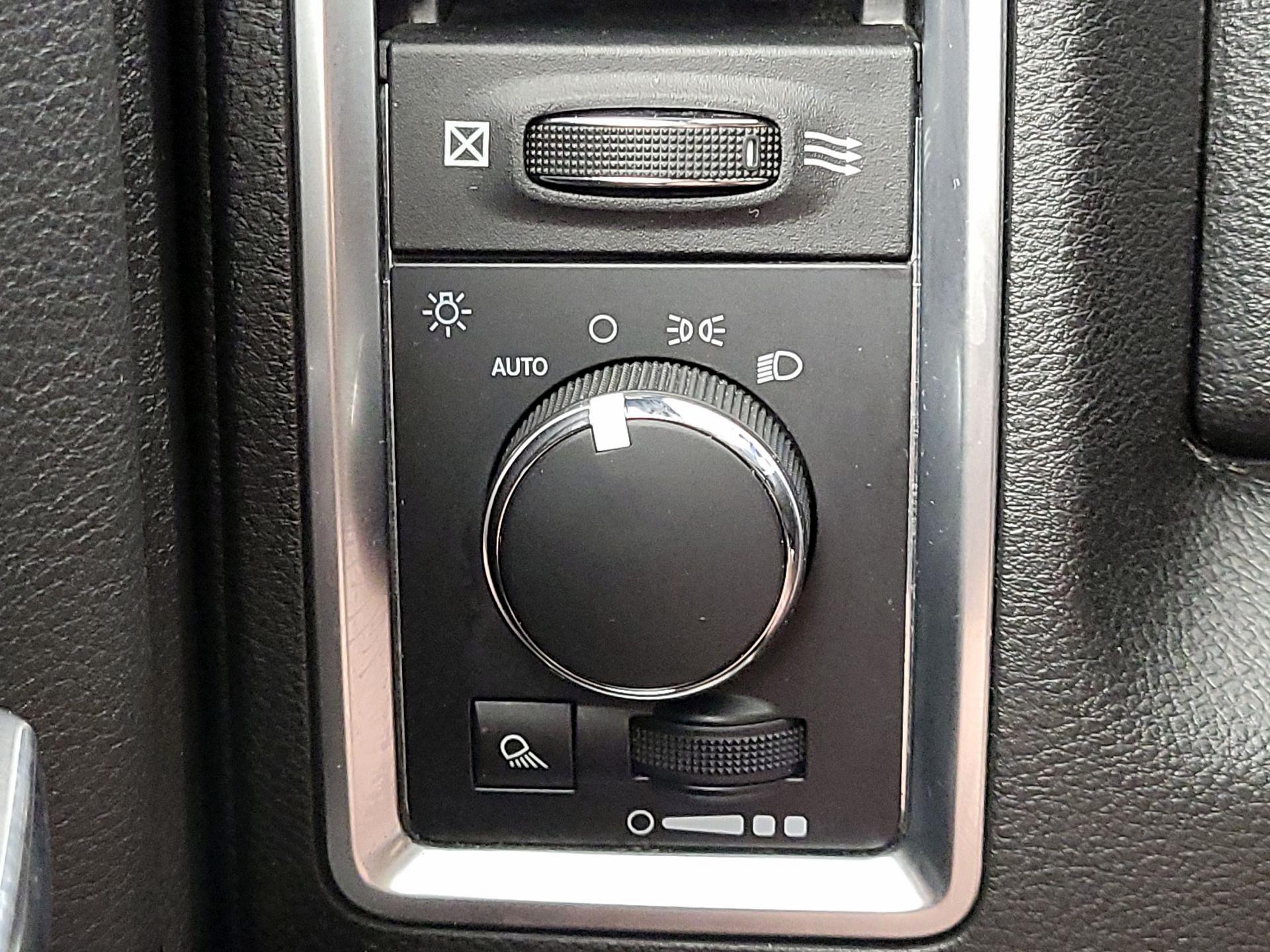 Thumbnail: 2023 RAM 1500 Classic - 13
