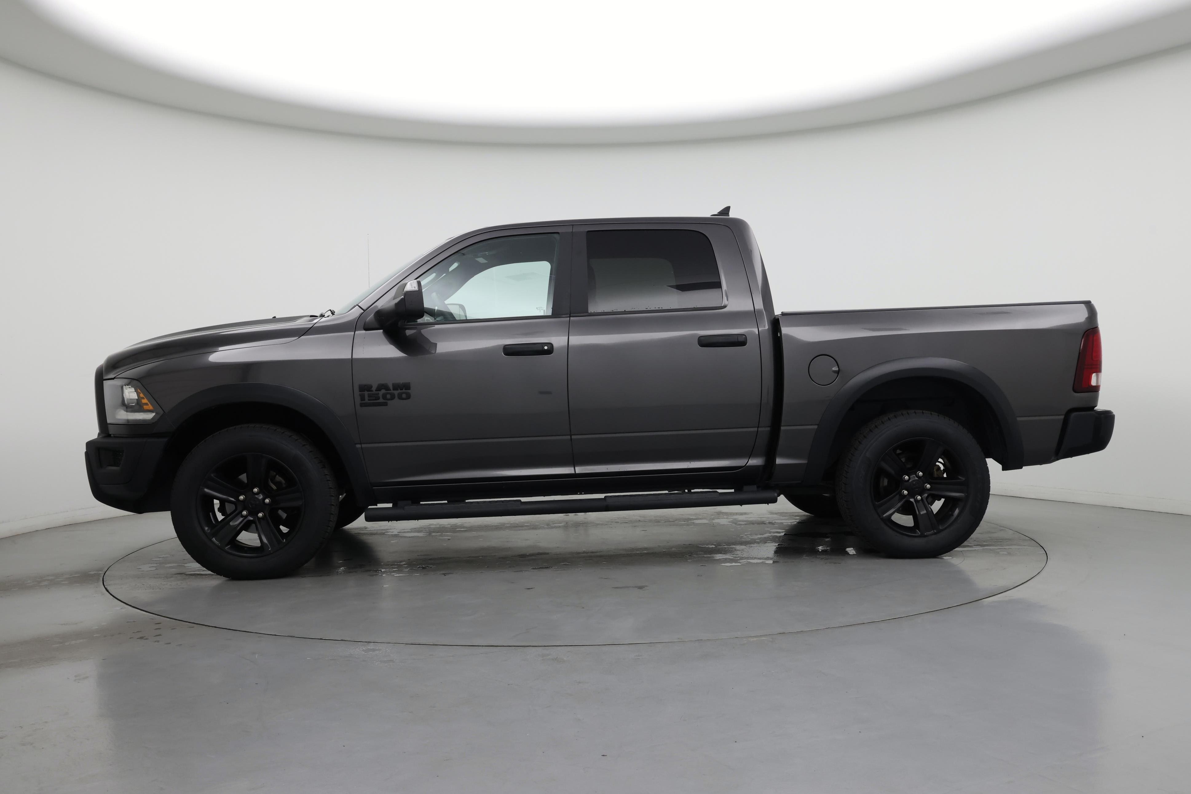 Thumbnail: 2023 RAM 1500 Classic - 3