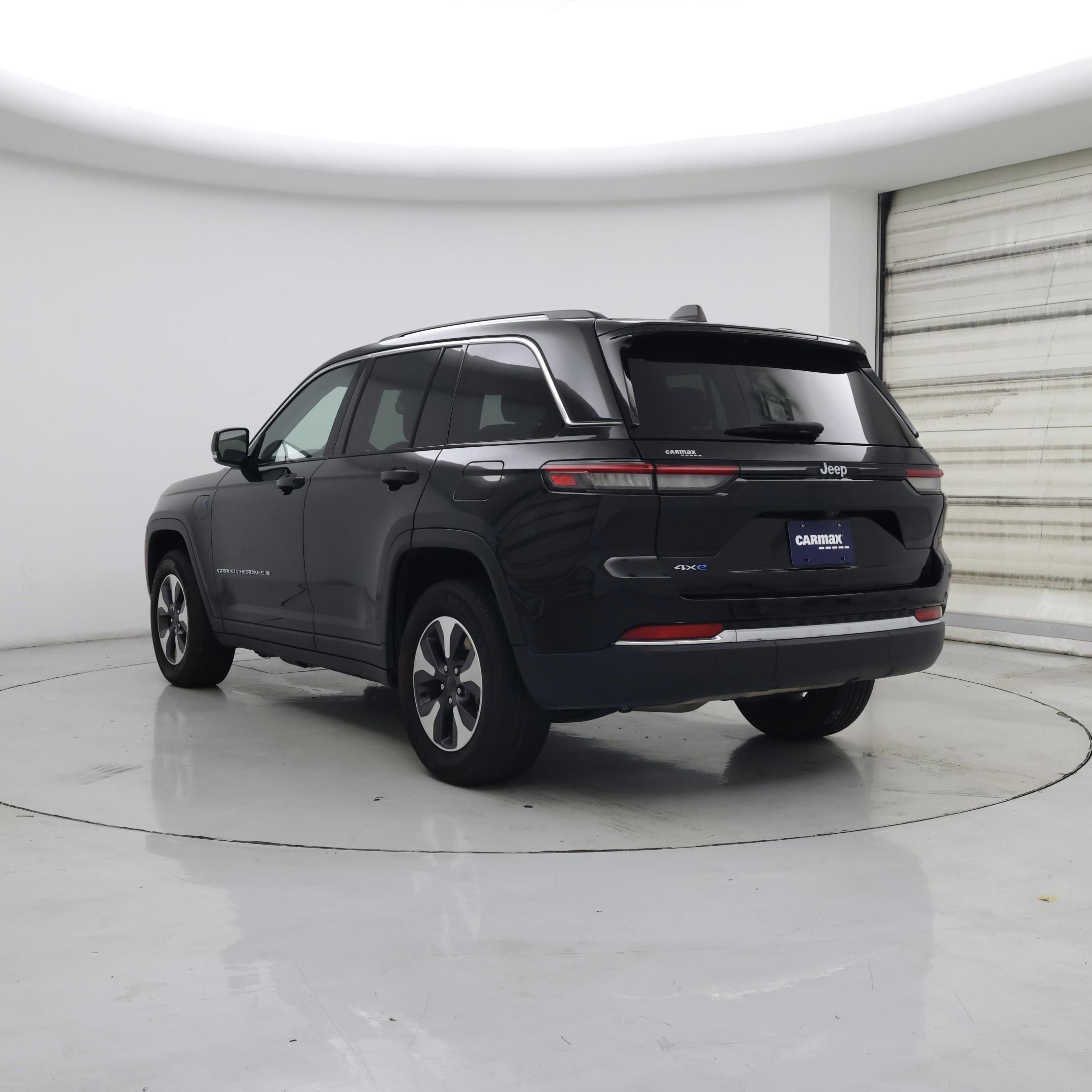 Thumbnail: 2023 Jeep Grand Cherokee - 2