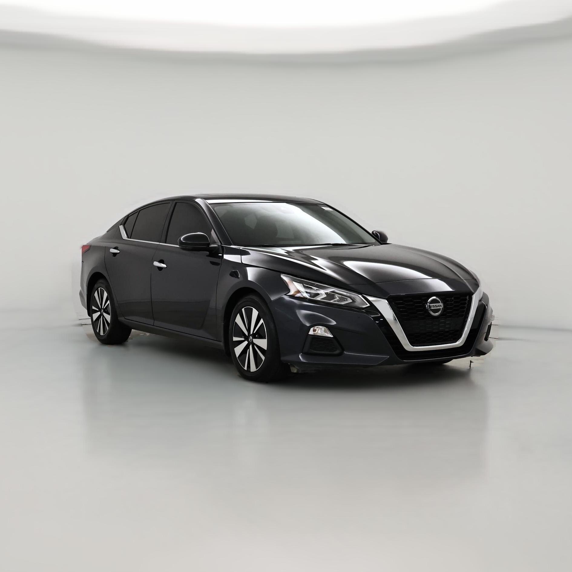 Thumbnail: 2022 Nissan Altima - 1