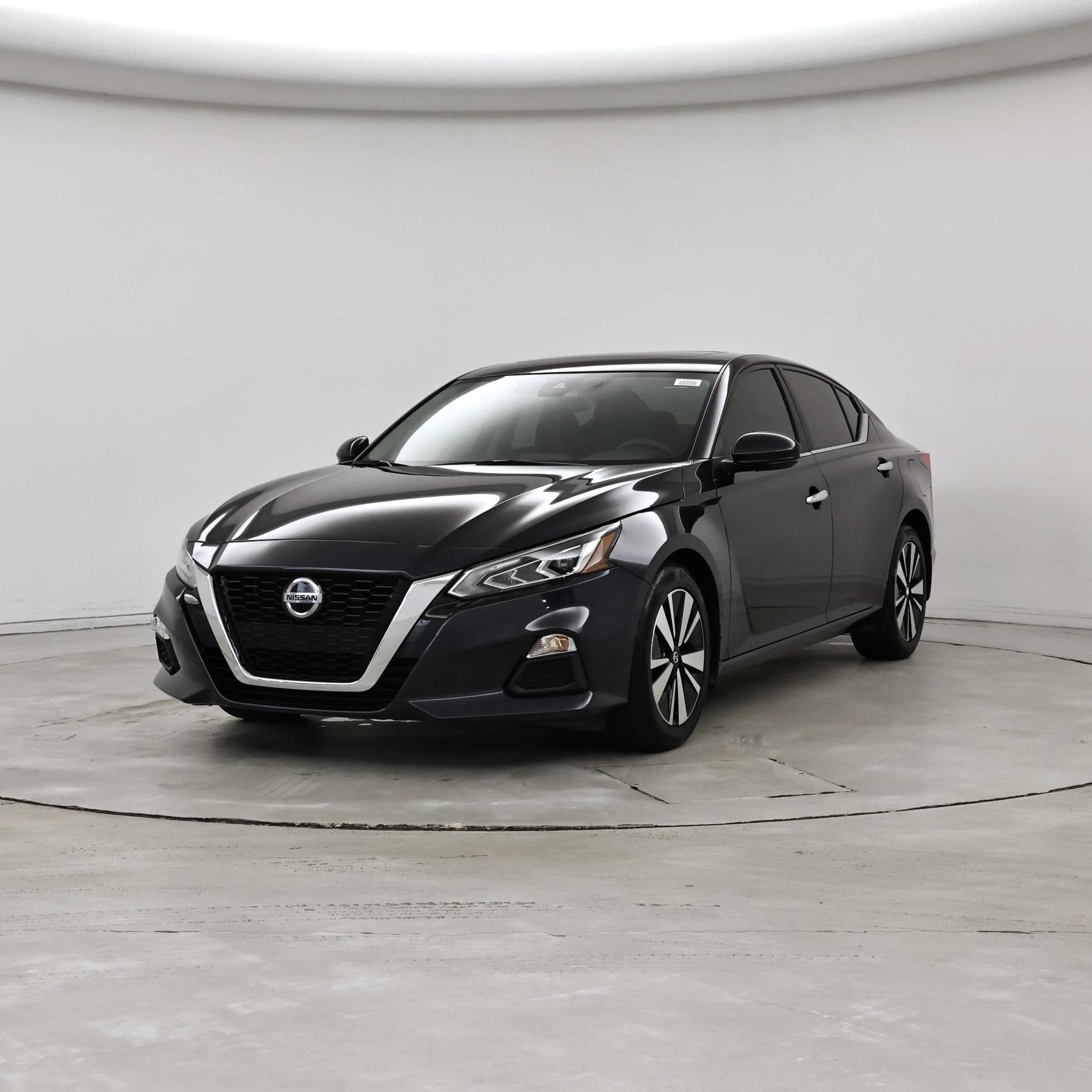 Thumbnail: 2022 Nissan Altima - 4