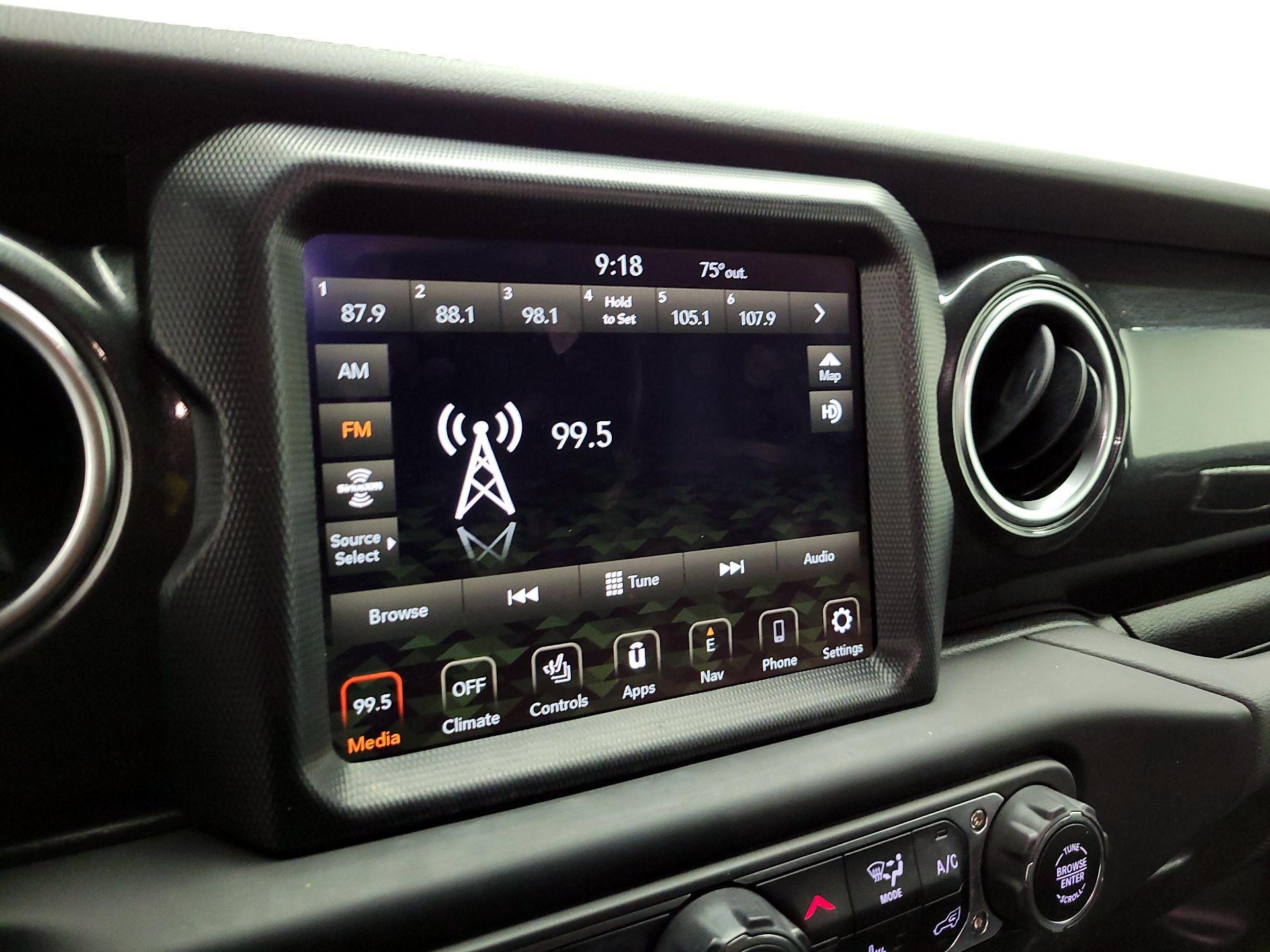 Thumbnail: 2021 Jeep Wrangler - 14