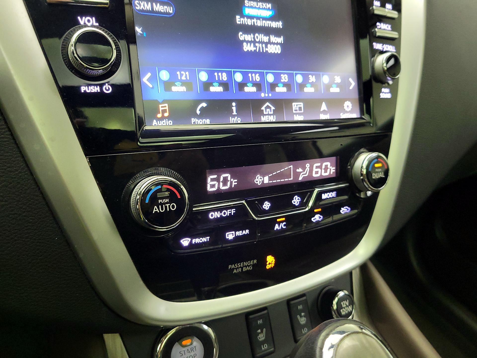 Thumbnail: 2016 Nissan Murano - 17