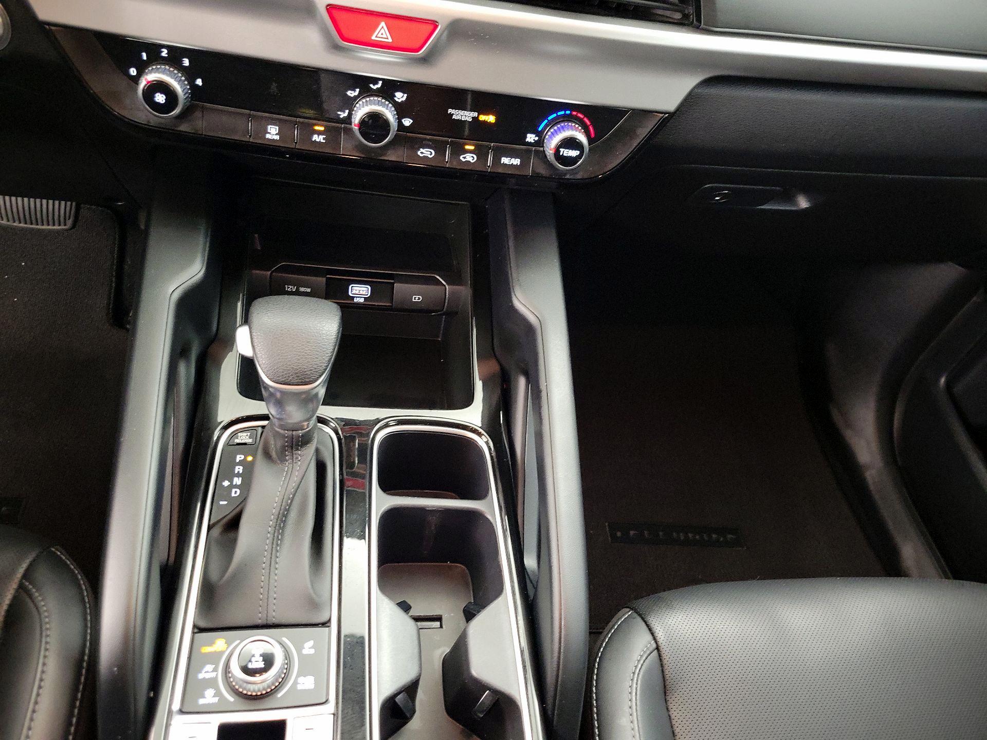 Thumbnail: 2020 Kia Telluride - 17