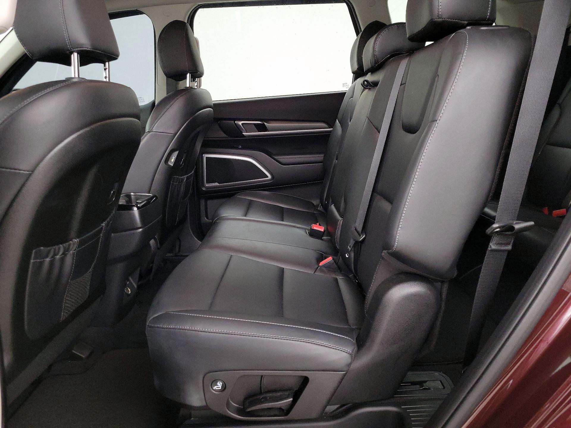 Thumbnail: 2020 Kia Telluride - 19