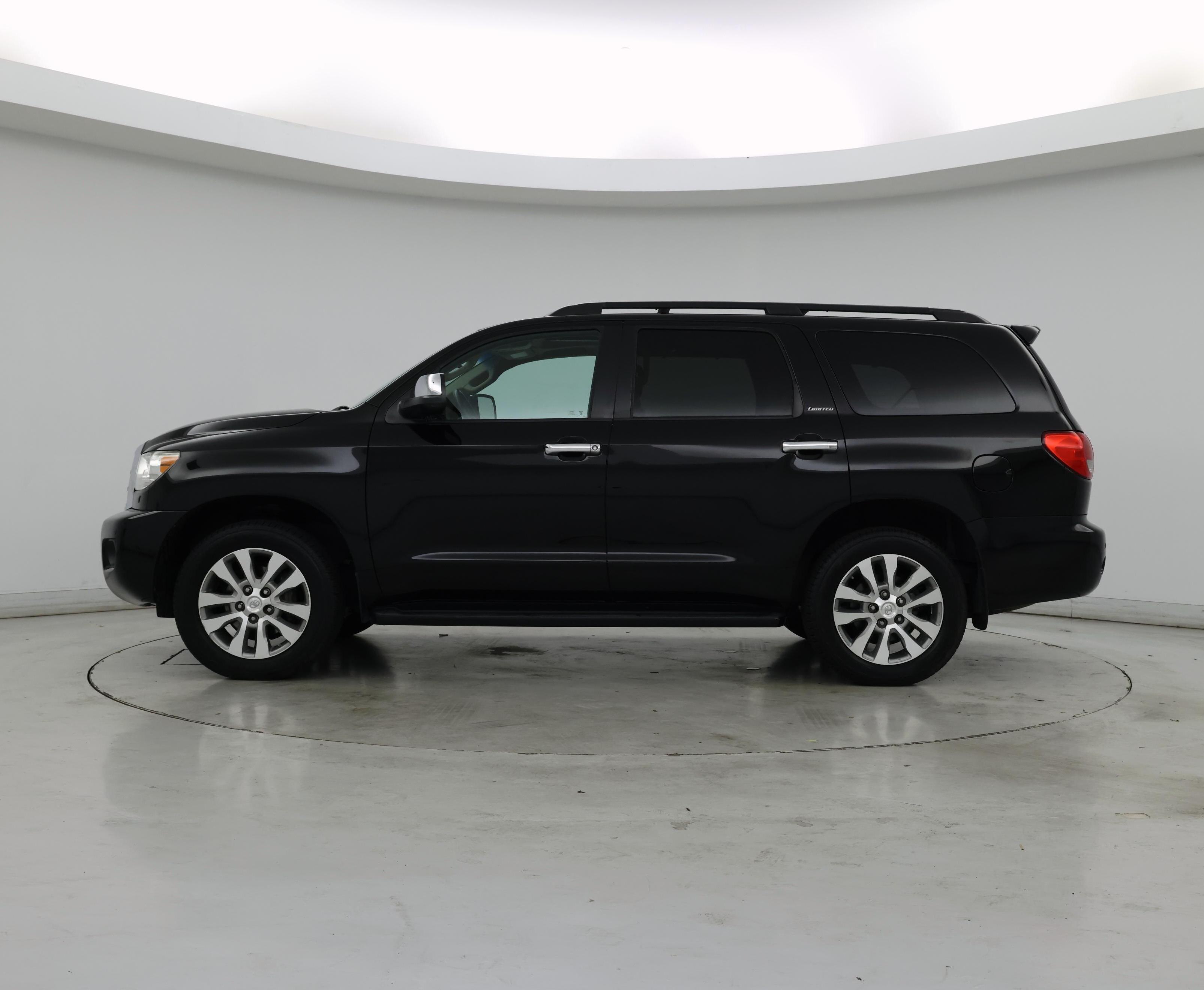 Thumbnail: 2015 Toyota Sequoia - 3