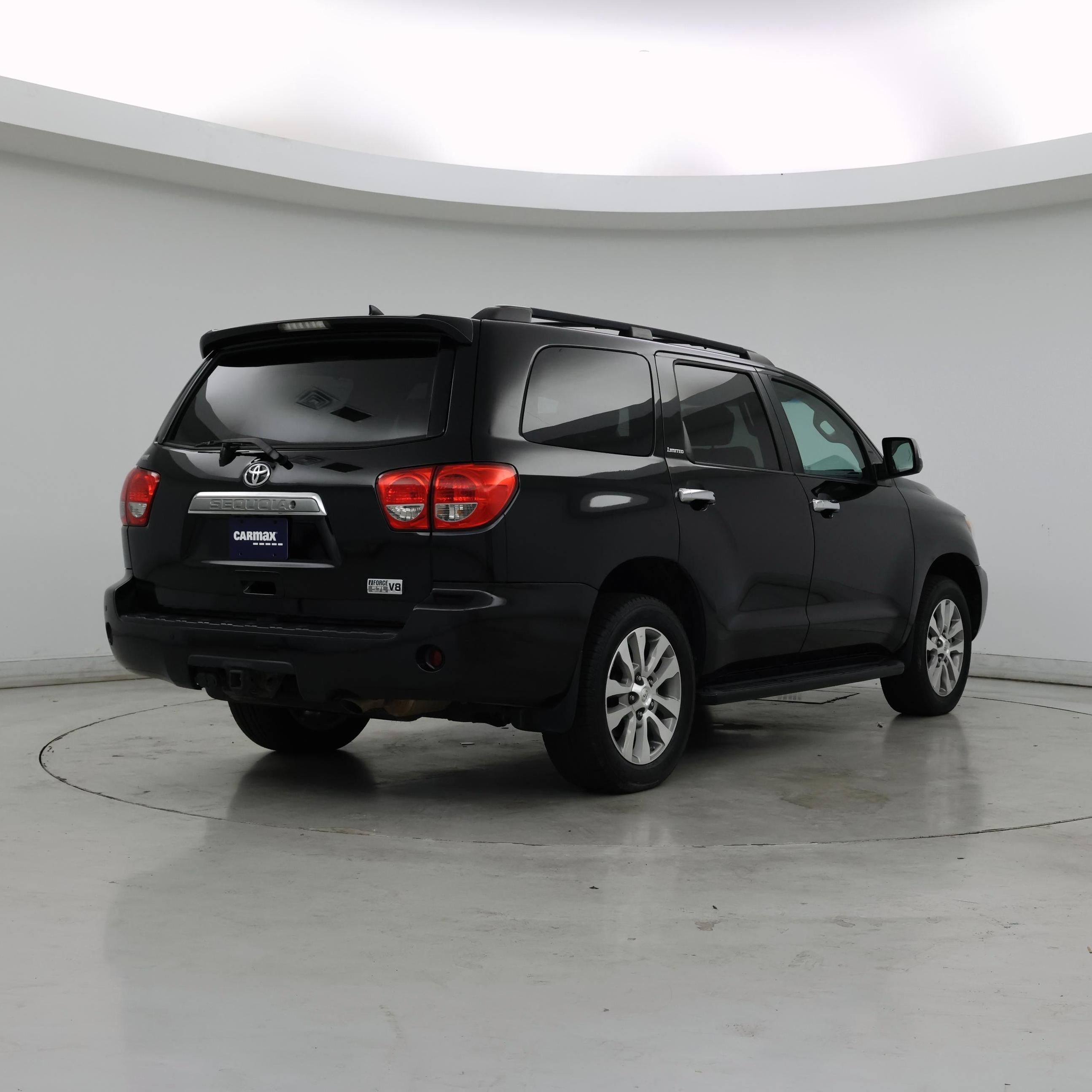 Thumbnail: 2015 Toyota Sequoia - 8