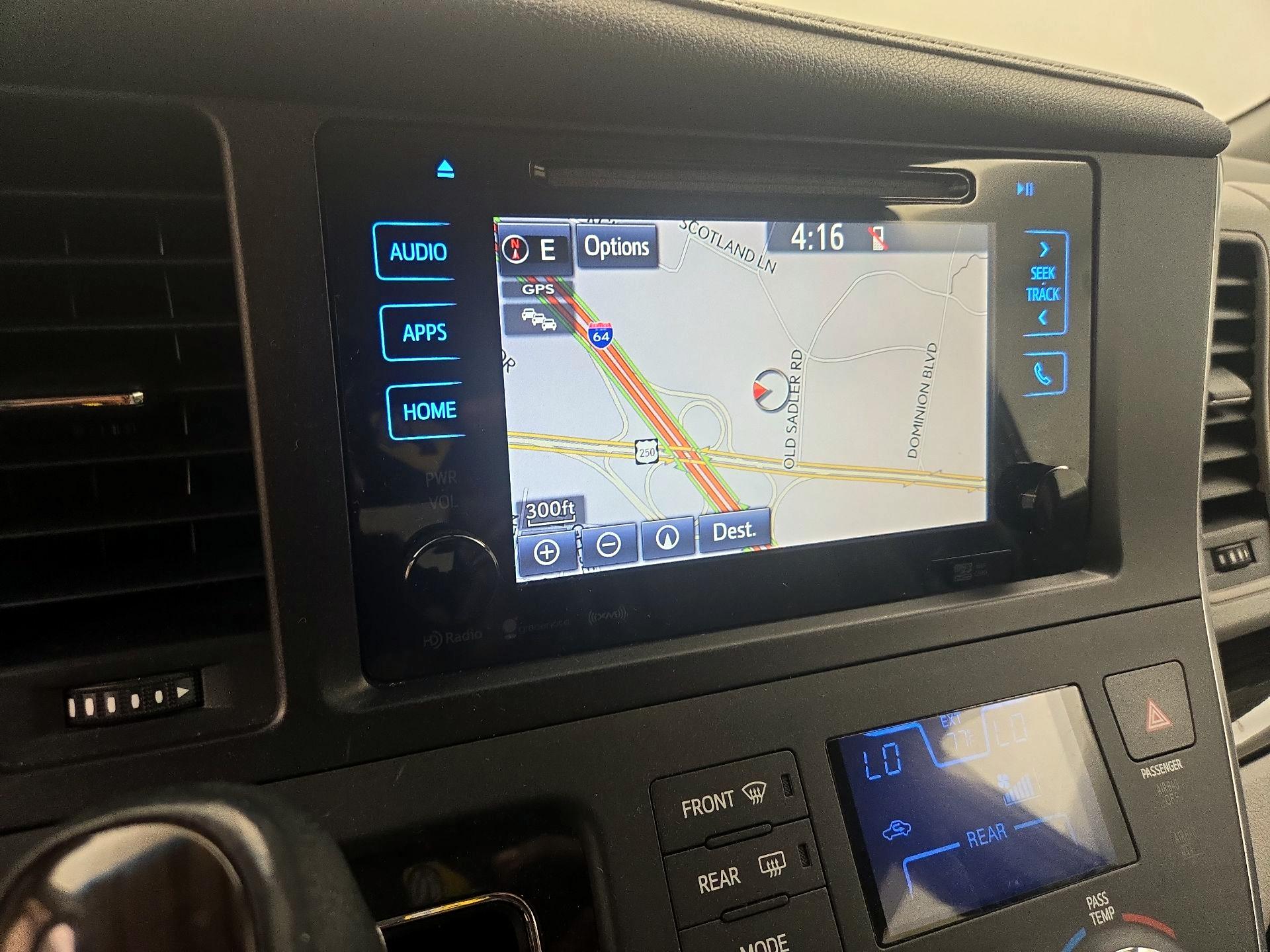 Thumbnail: 2016 Toyota Sienna - 14