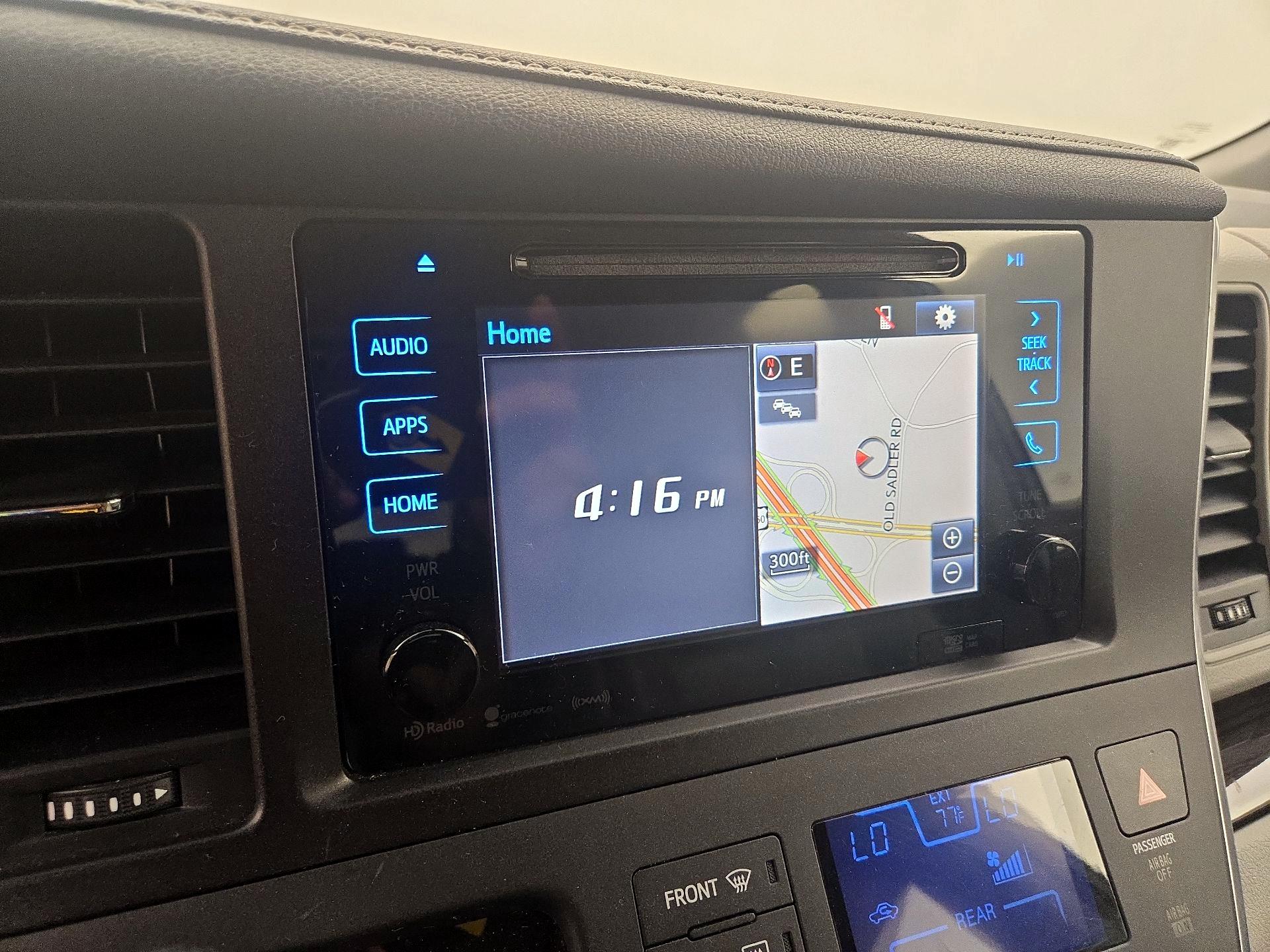 Thumbnail: 2016 Toyota Sienna - 16