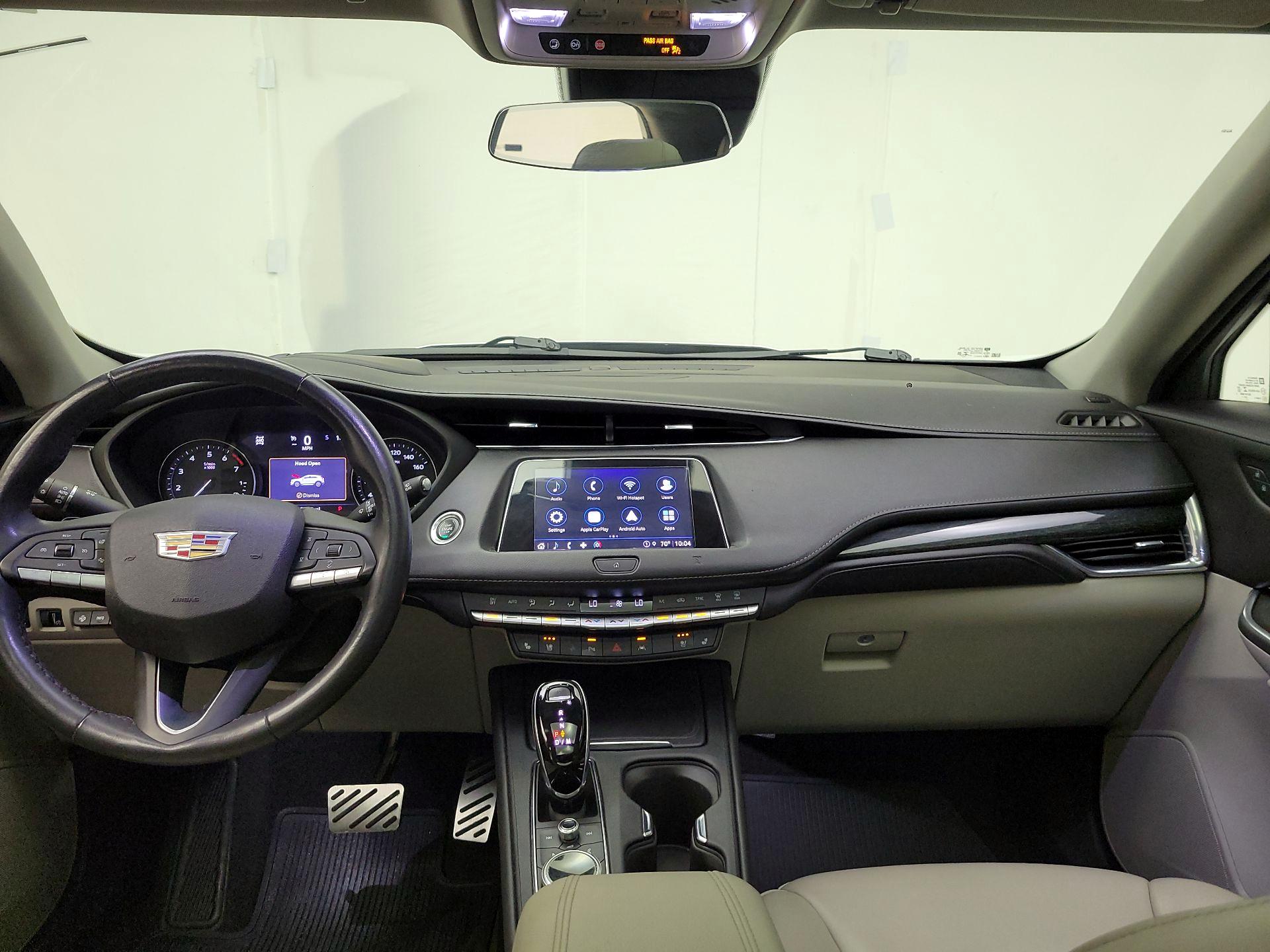 Thumbnail: 2021 Cadillac XT4 - 9