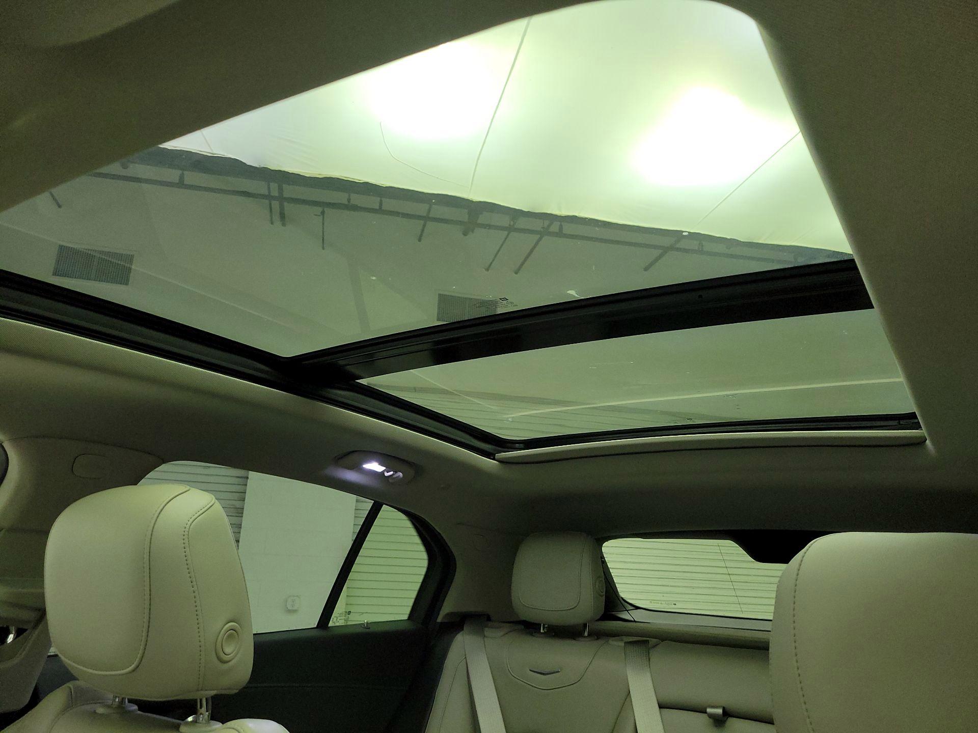 Thumbnail: 2021 Cadillac XT4 - 19