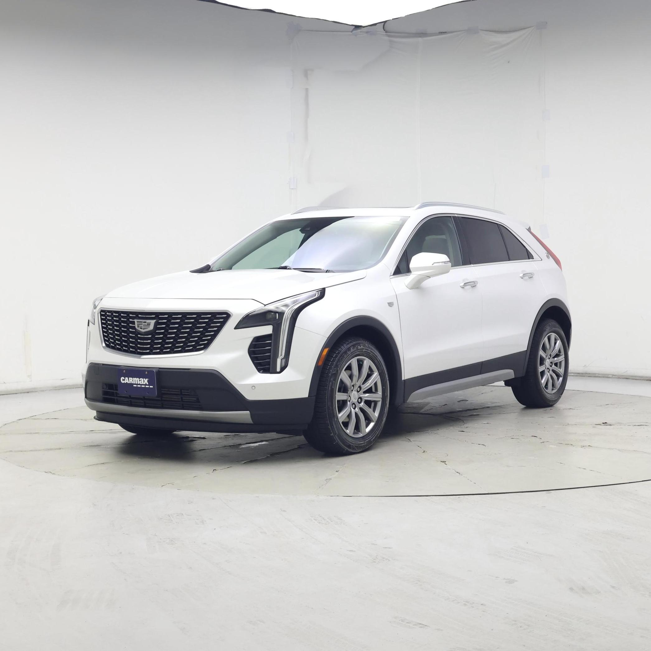 Thumbnail: 2021 Cadillac XT4 - 4