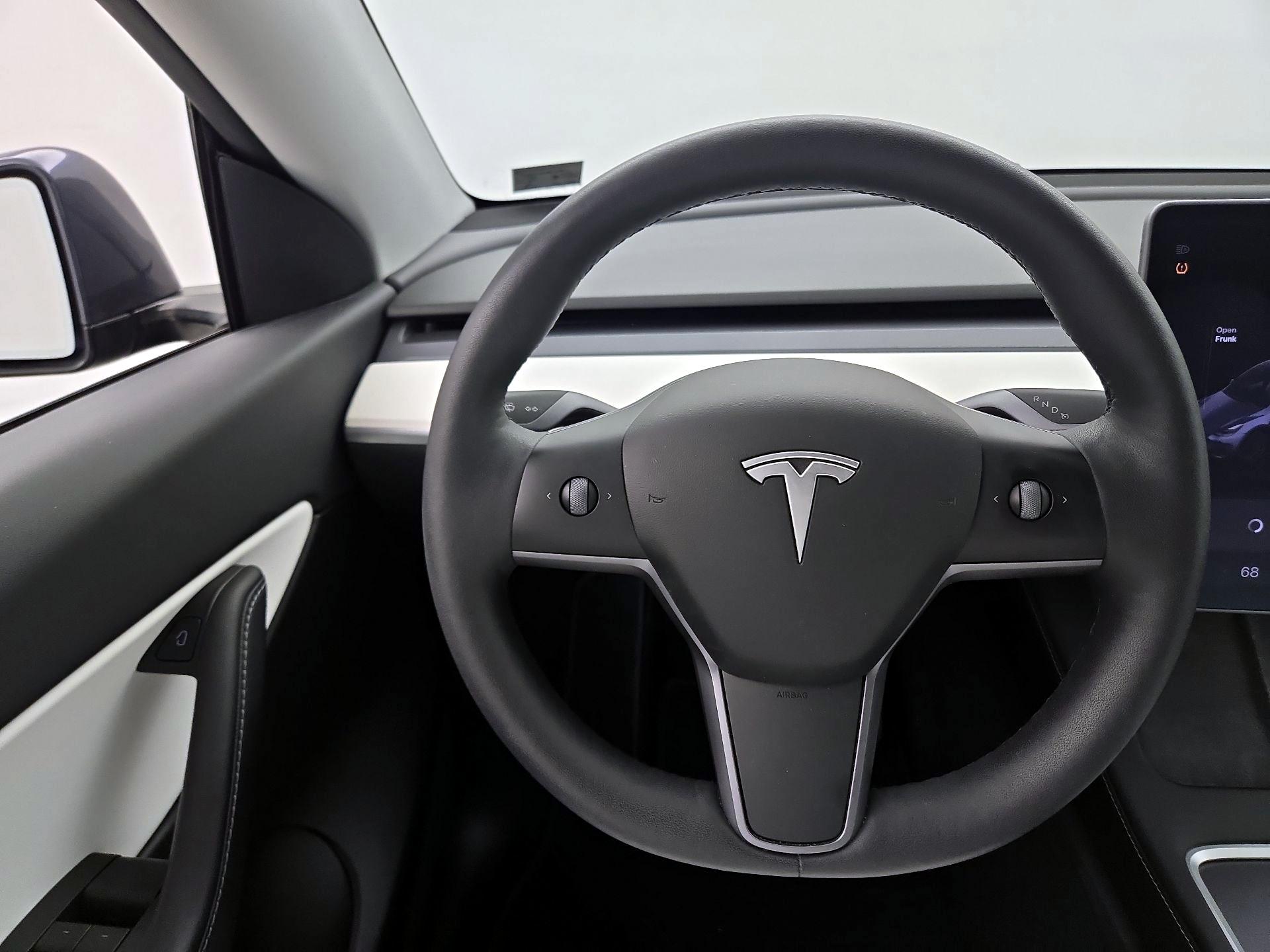 Thumbnail: 2022 Tesla Model Y - 10