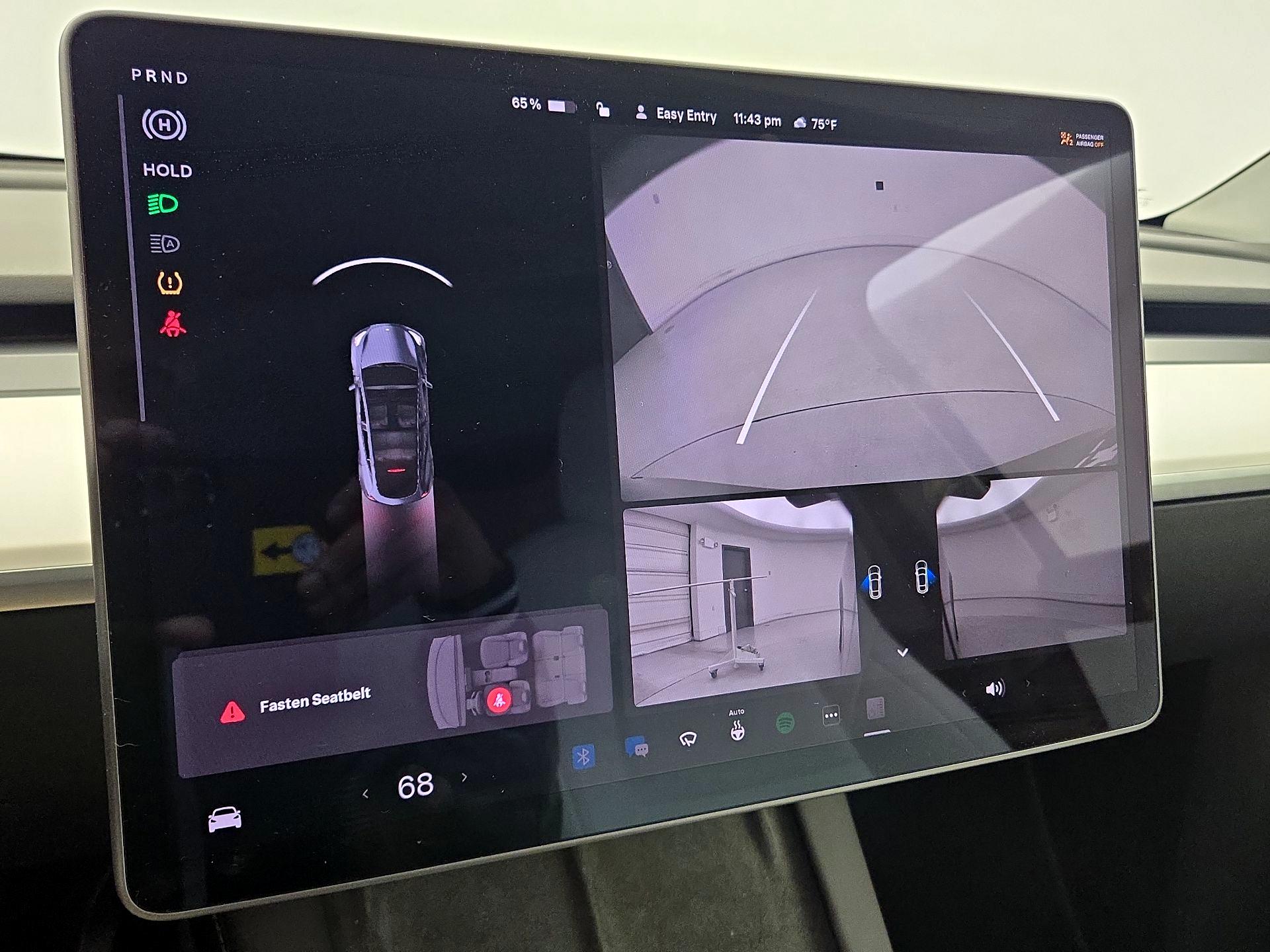 Thumbnail: 2022 Tesla Model Y - 14