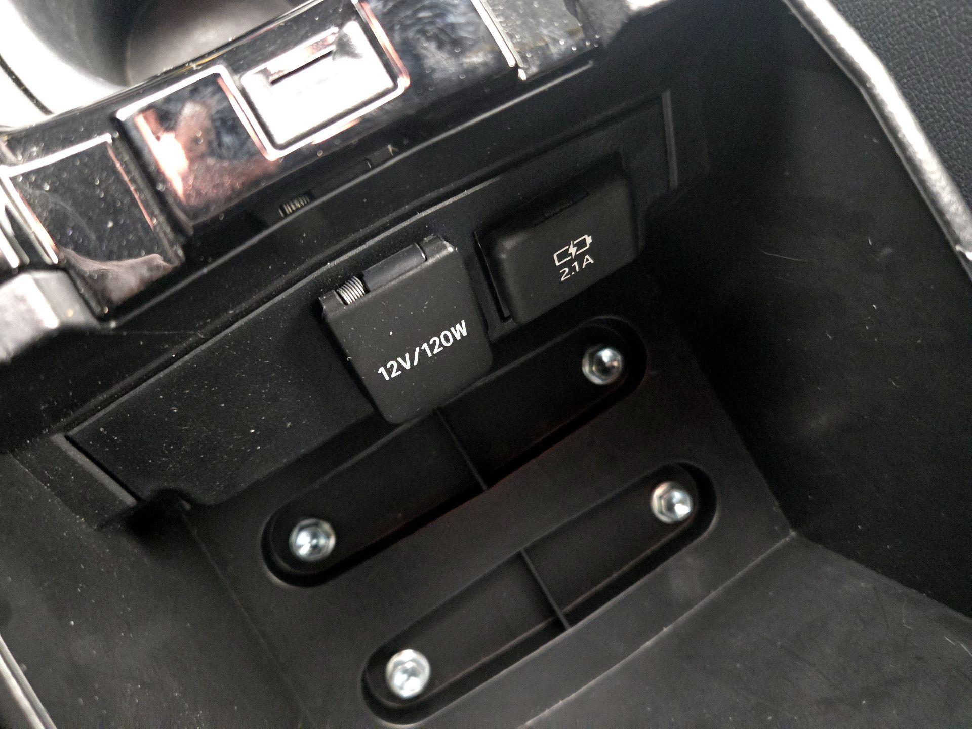 Thumbnail: 2019 Toyota Corolla - 18