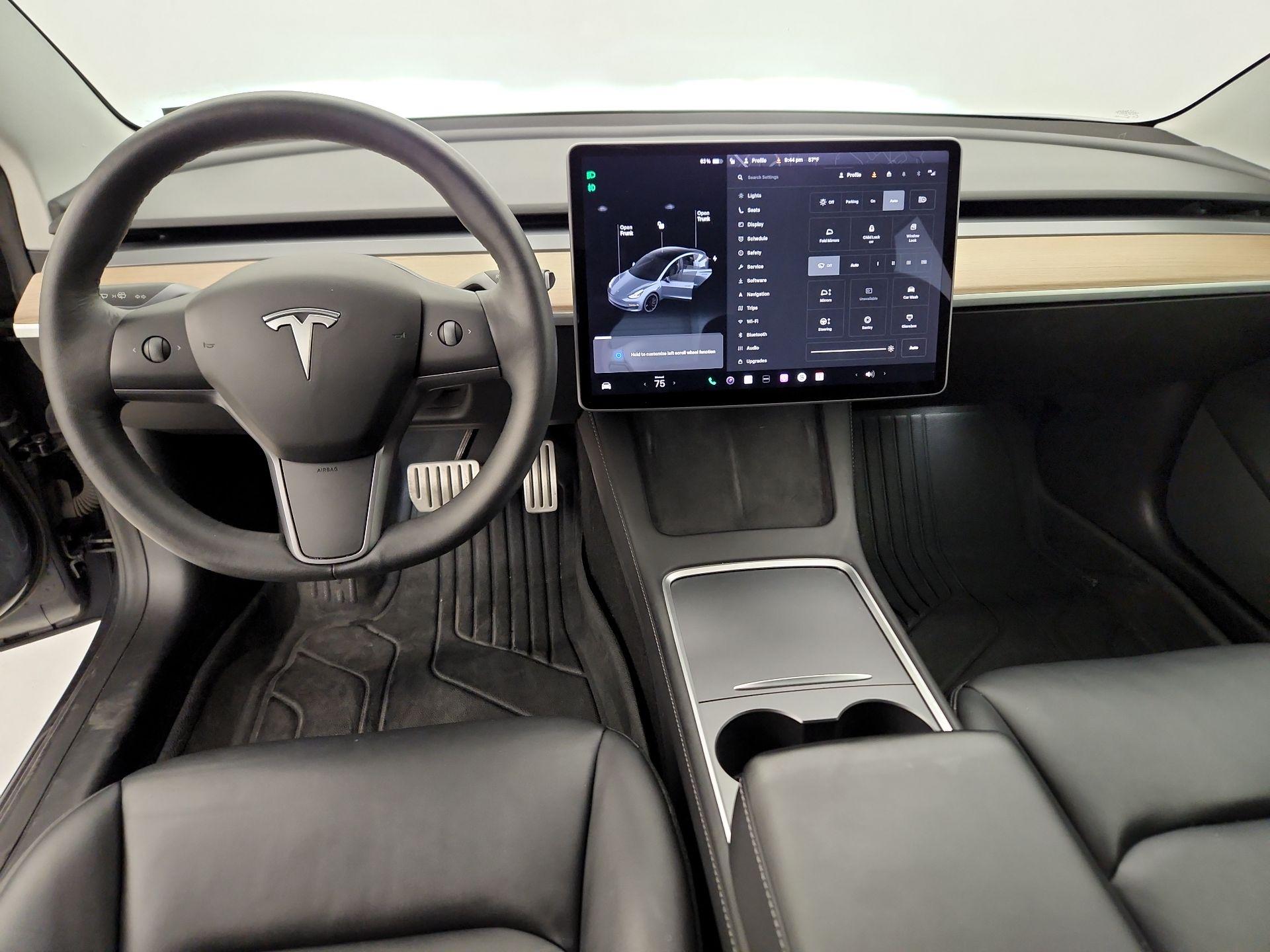 Thumbnail: 2021 Tesla Model 3 - 11