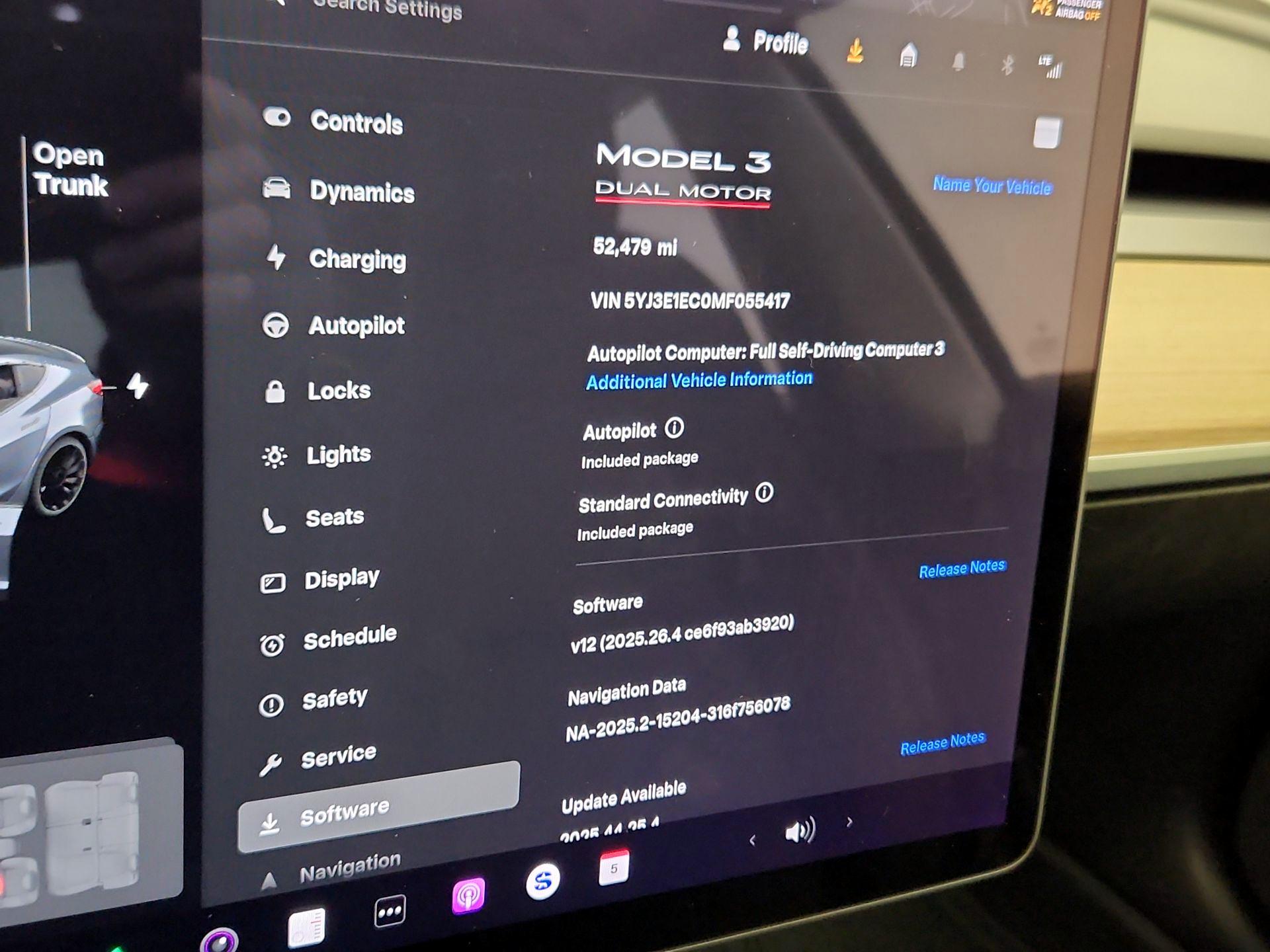 Thumbnail: 2021 Tesla Model 3 - 14