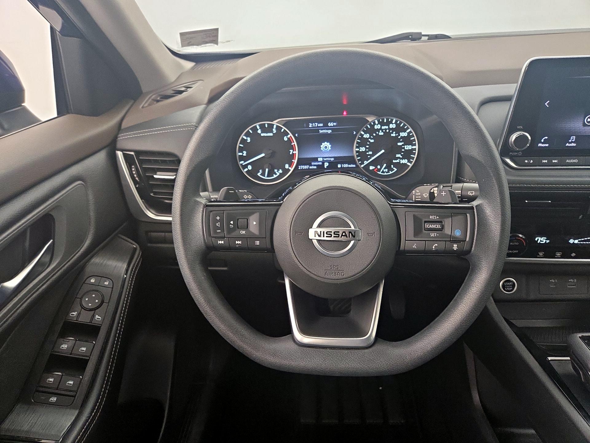 Thumbnail: 2021 Nissan Rogue - 10