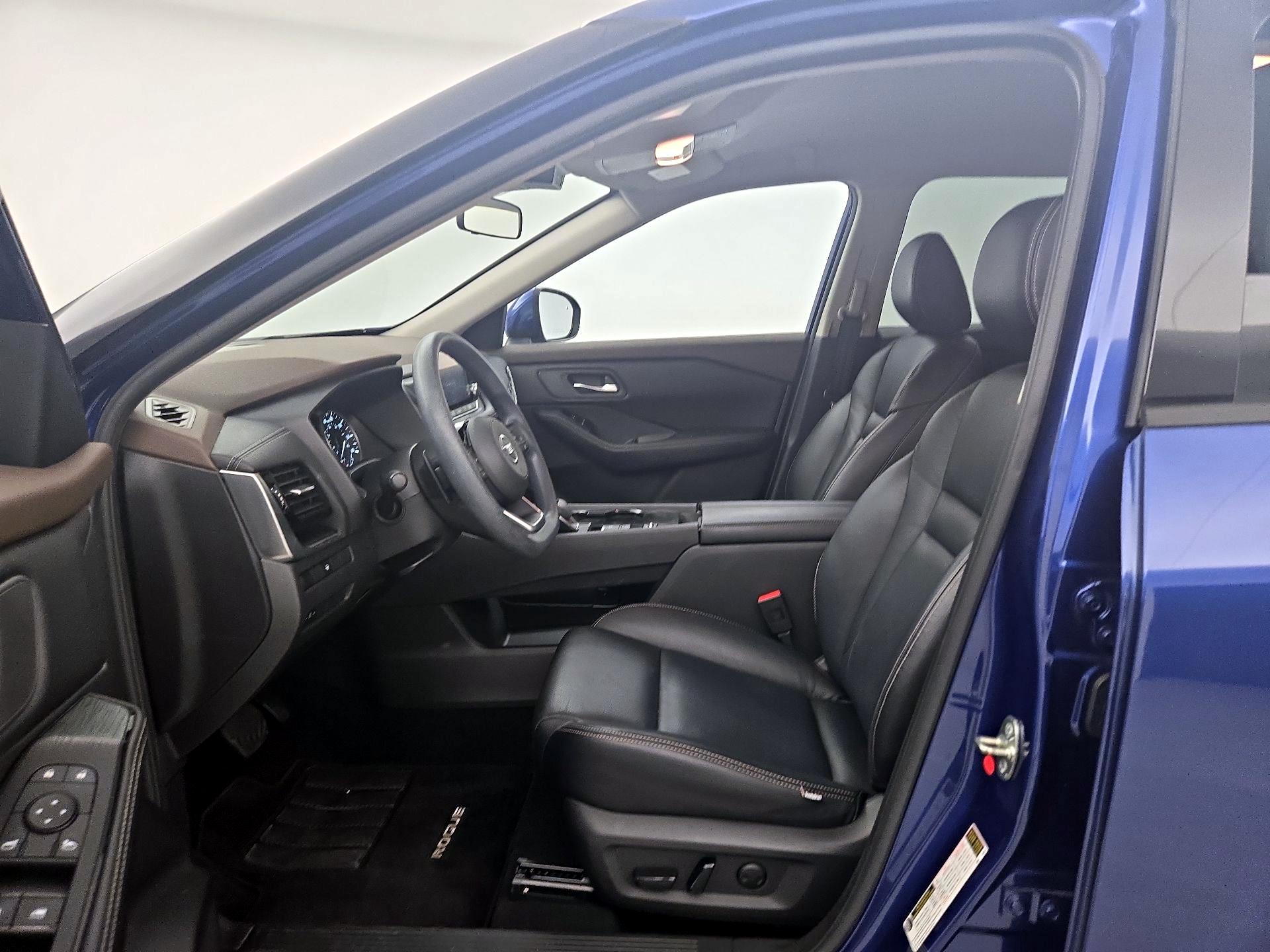 Thumbnail: 2021 Nissan Rogue - 11