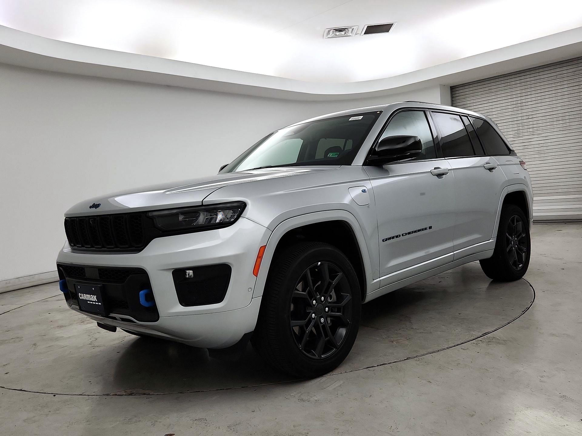 Thumbnail: 2024 Jeep Grand Cherokee - 3
