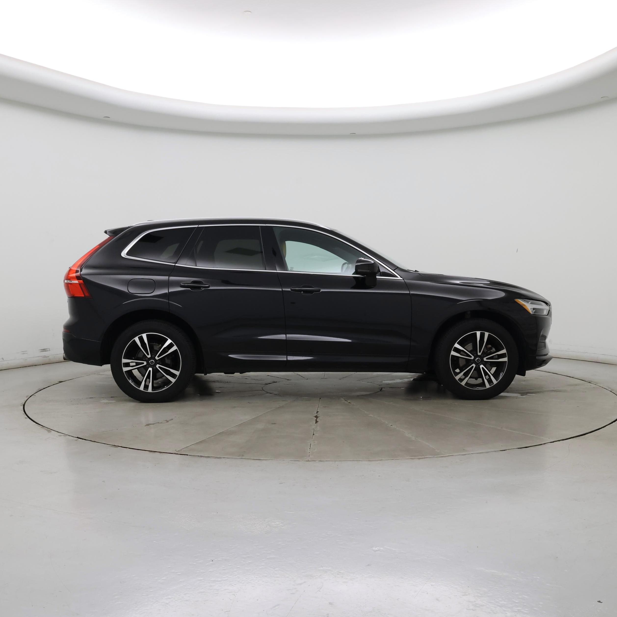Thumbnail: 2020 Volvo XC60 - 7