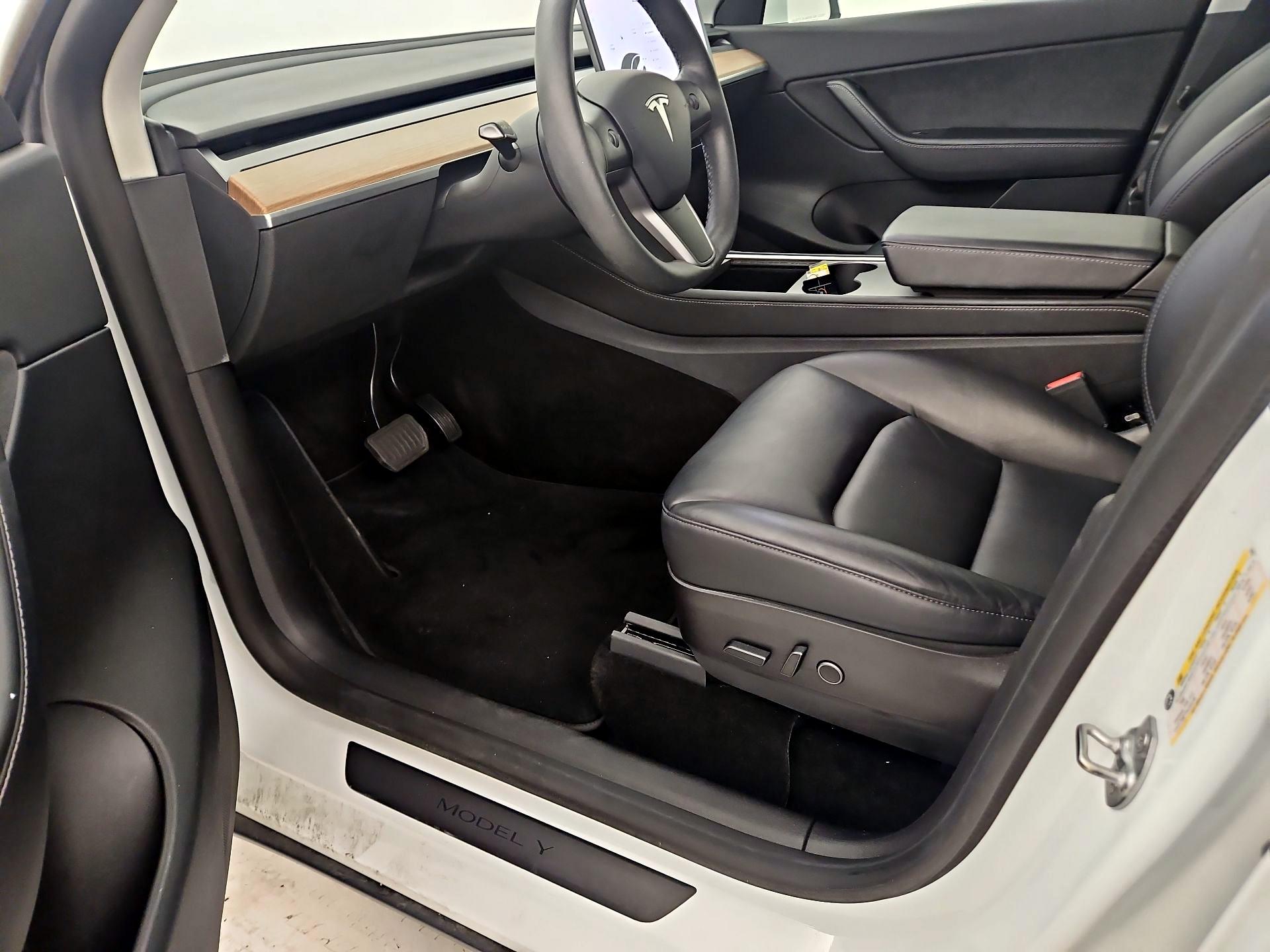 Thumbnail: 2021 Tesla Model Y - 11