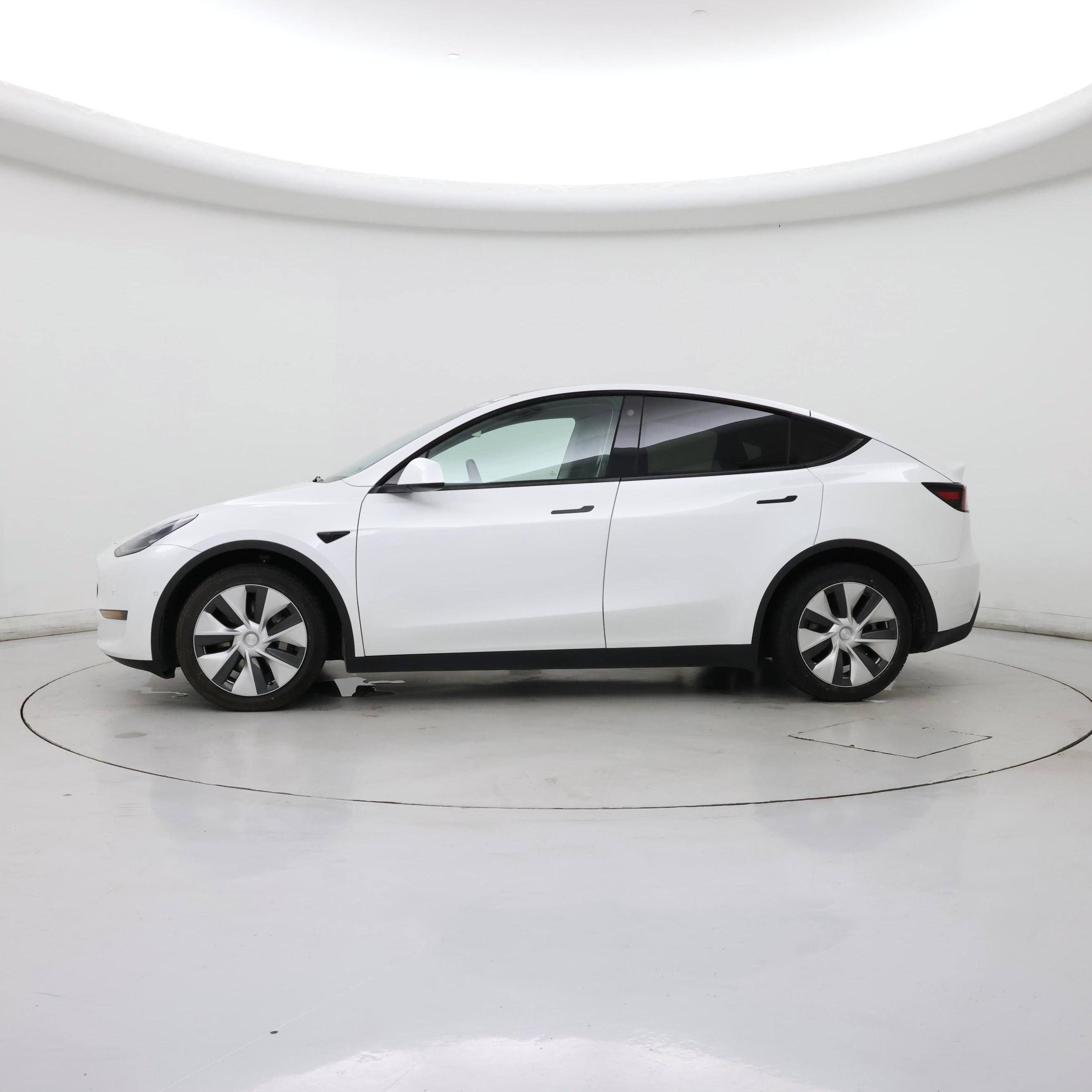Thumbnail: 2021 Tesla Model Y - 3