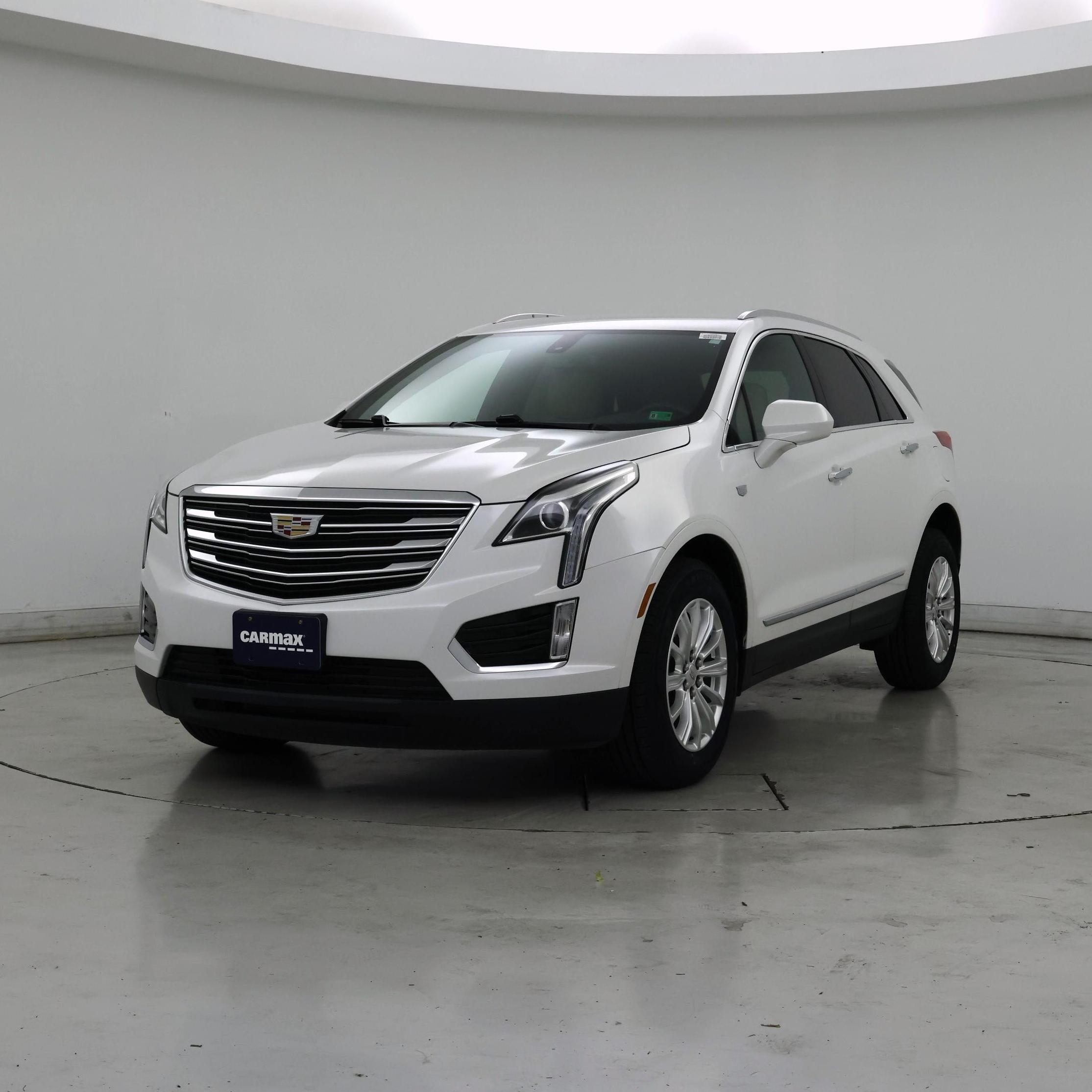 Thumbnail: 2017 Cadillac XT5 - 4