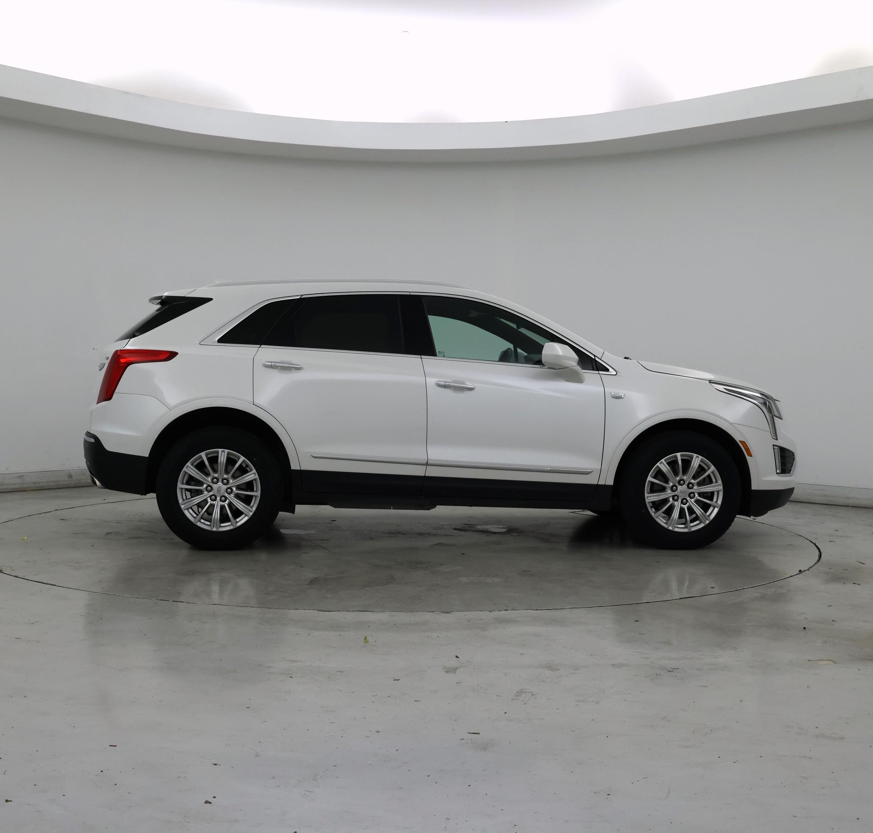 Thumbnail: 2017 Cadillac XT5 - 7