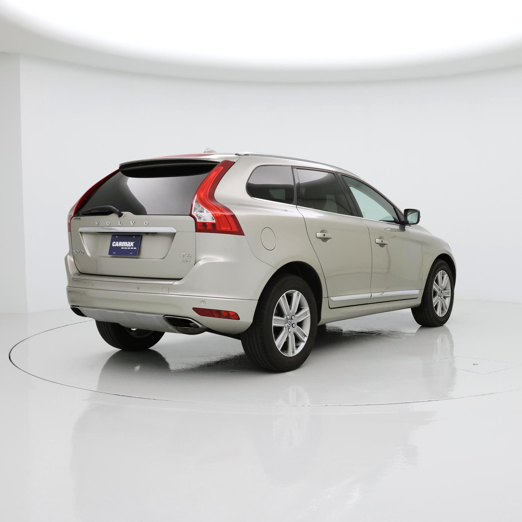 Thumbnail: 2016 Volvo XC60 - 8