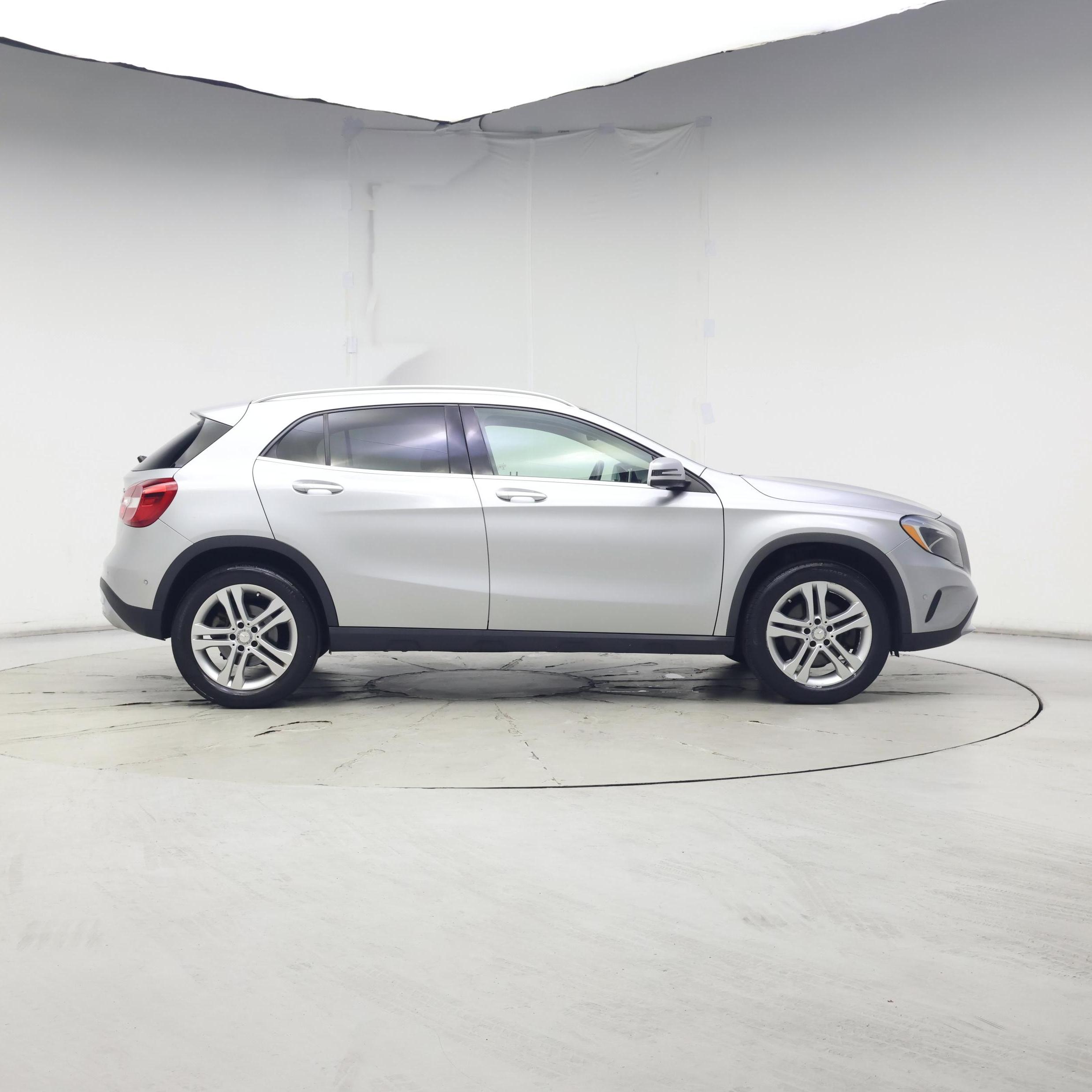 Thumbnail: 2015 Mercedes-Benz GLA - 7
