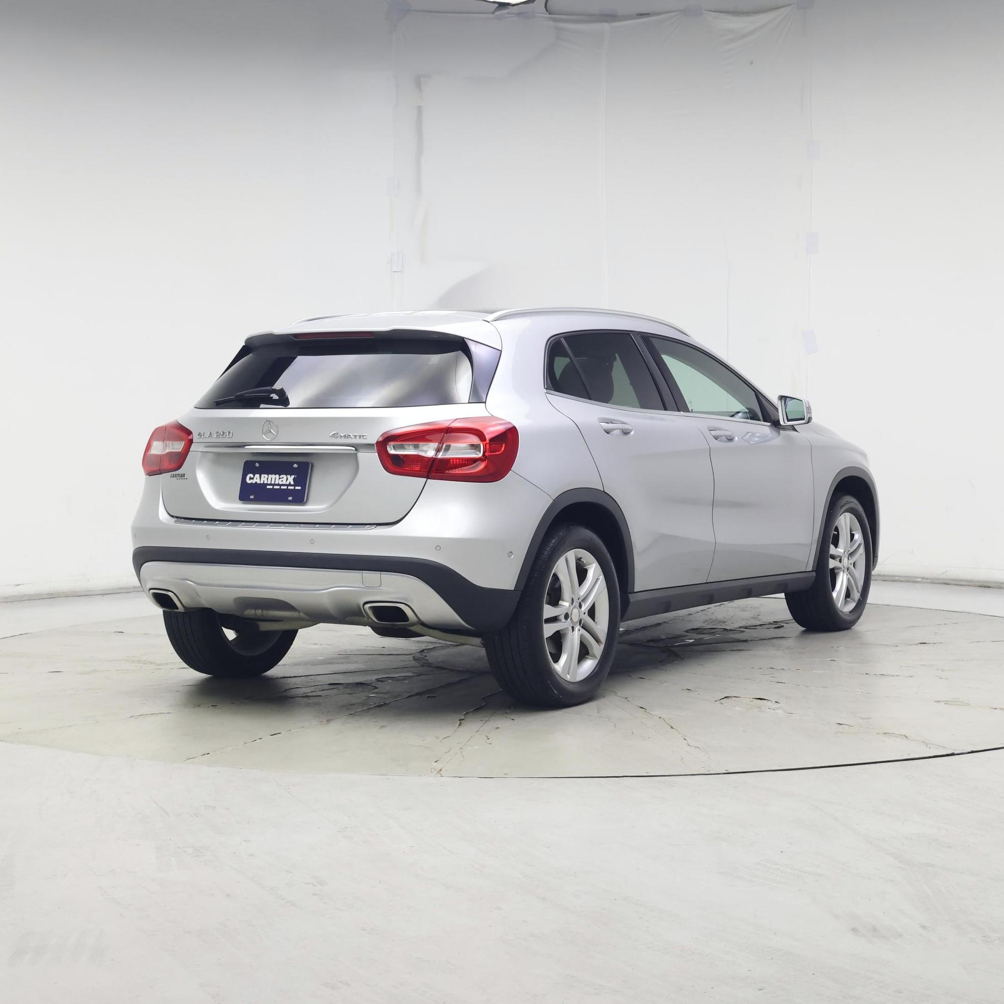 Thumbnail: 2015 Mercedes-Benz GLA - 8