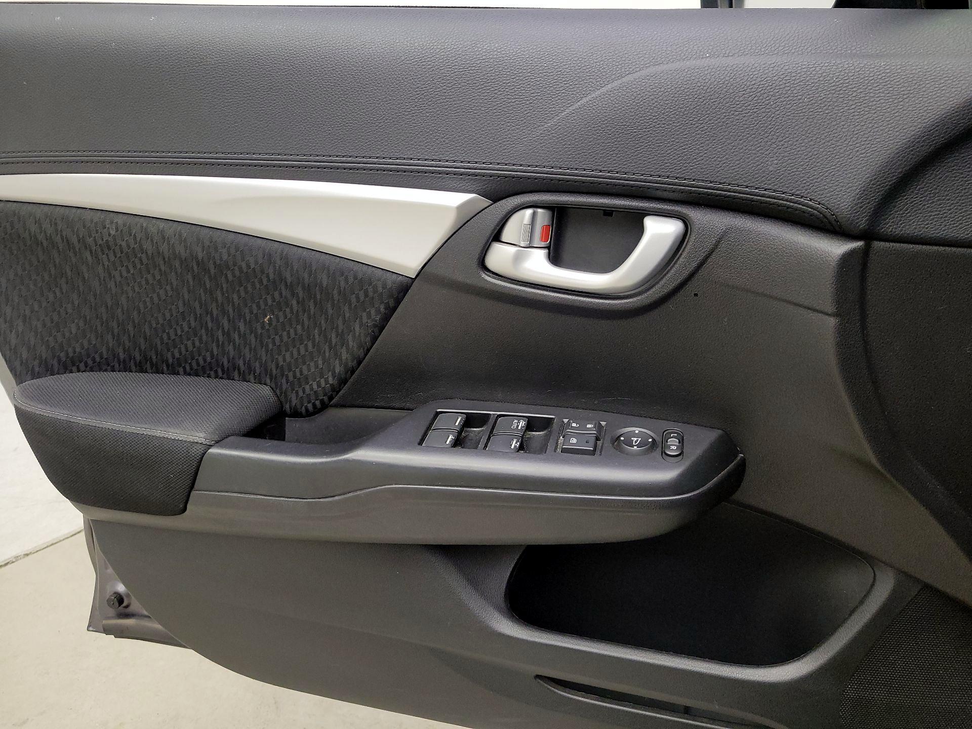 Thumbnail: 2015 Honda Civic - 12