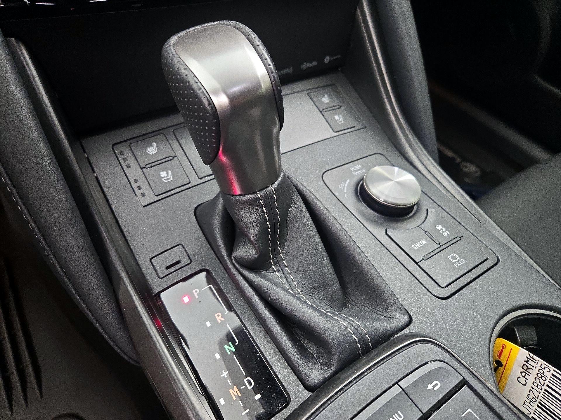 Thumbnail: 2023 Lexus IS - 17