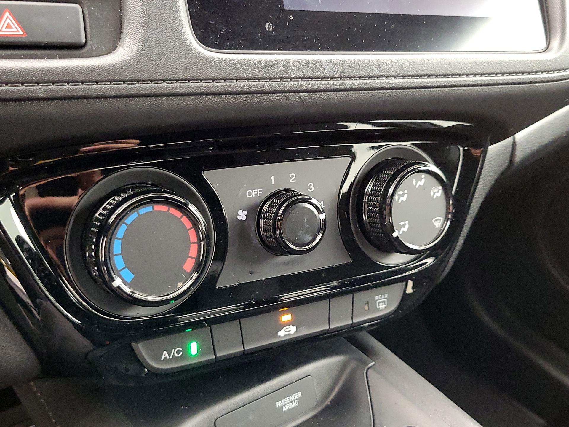 Thumbnail: 2019 Honda HR-V - 16