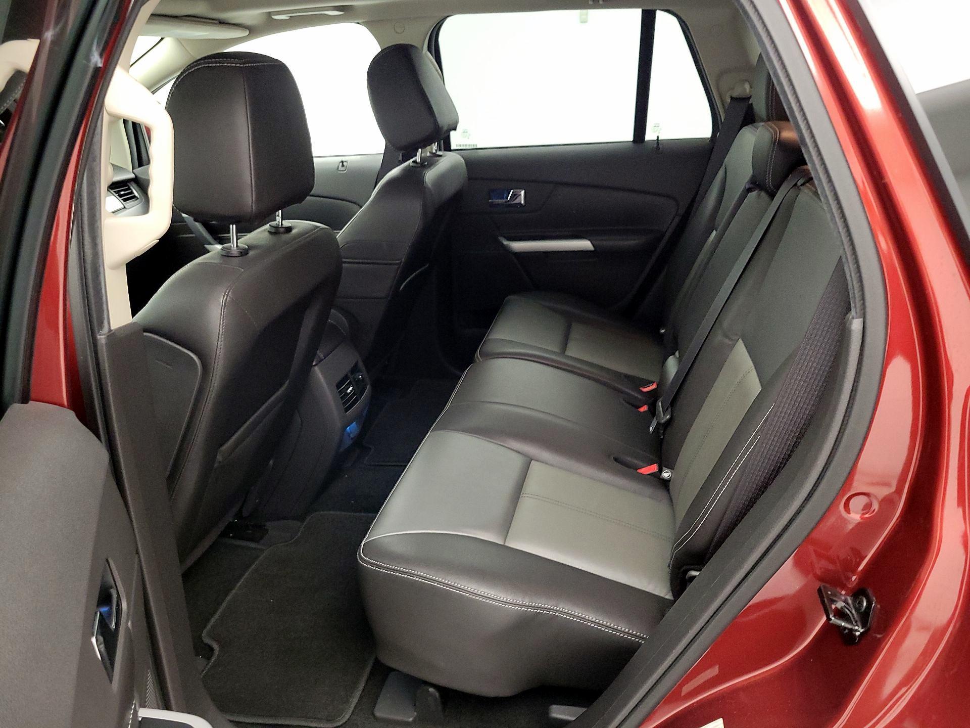 Thumbnail: 2014 Ford Edge - 18
