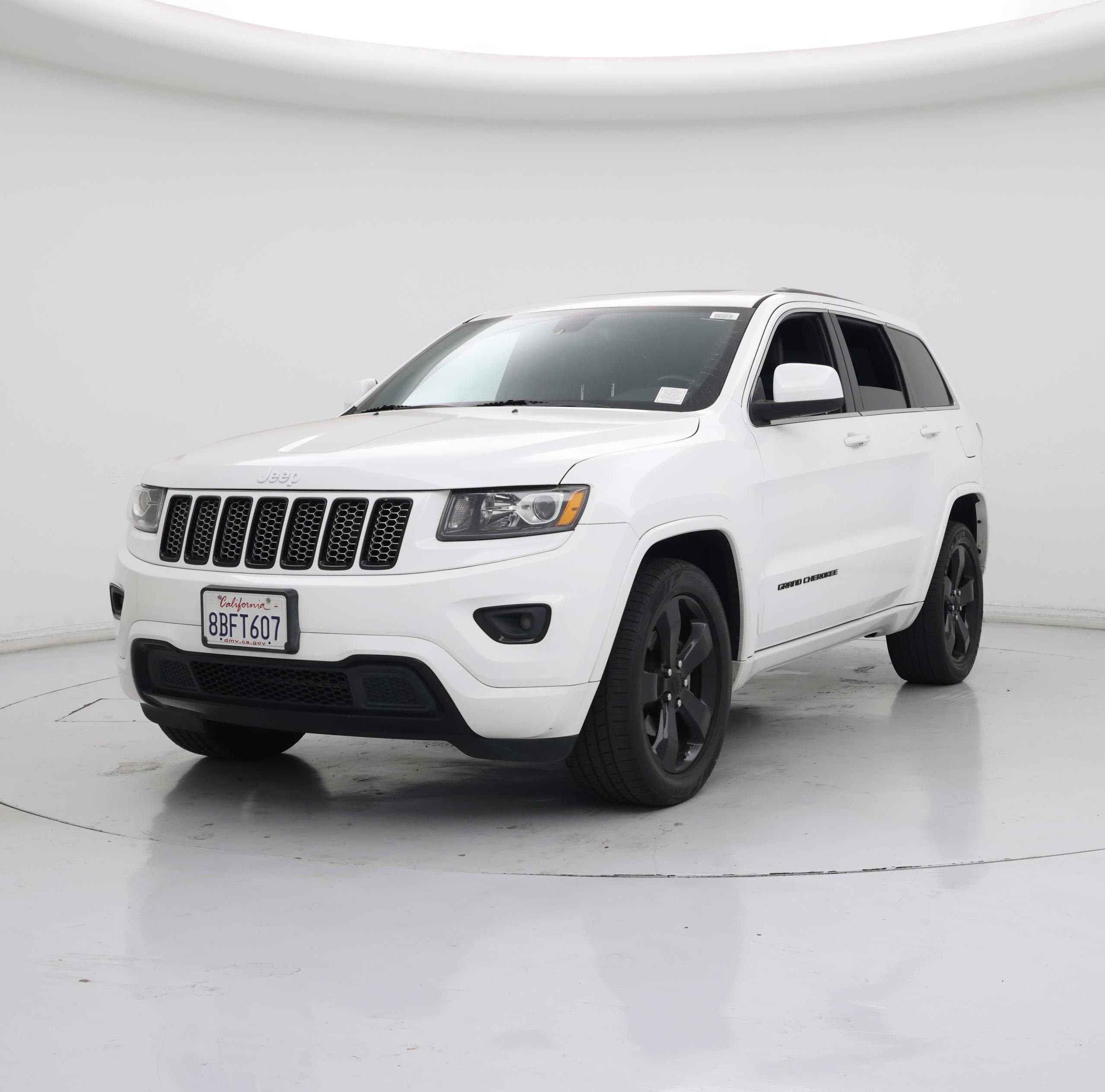 Thumbnail: 2015 Jeep Grand Cherokee - 4