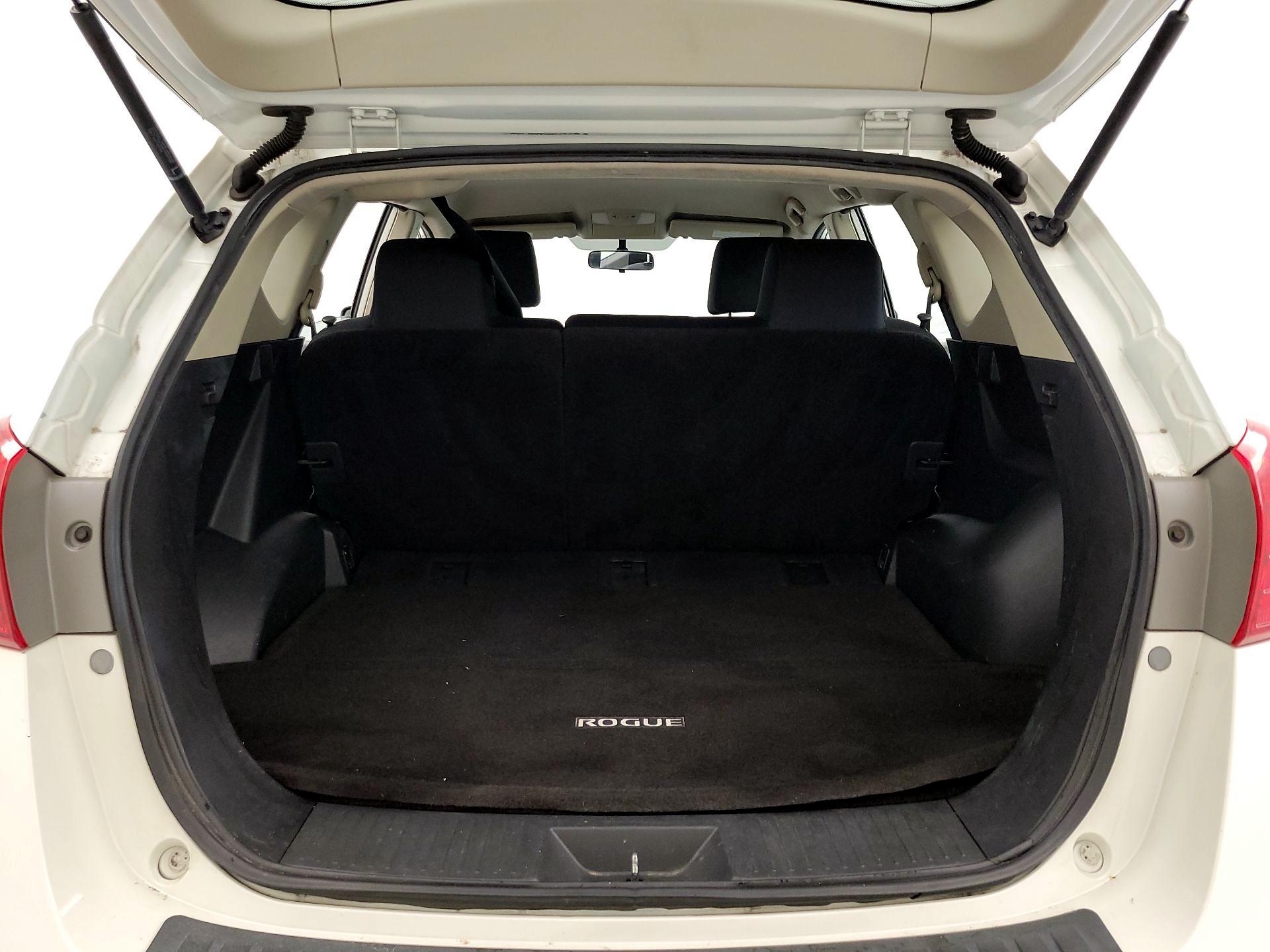 Thumbnail: 2013 Nissan Rogue - 19
