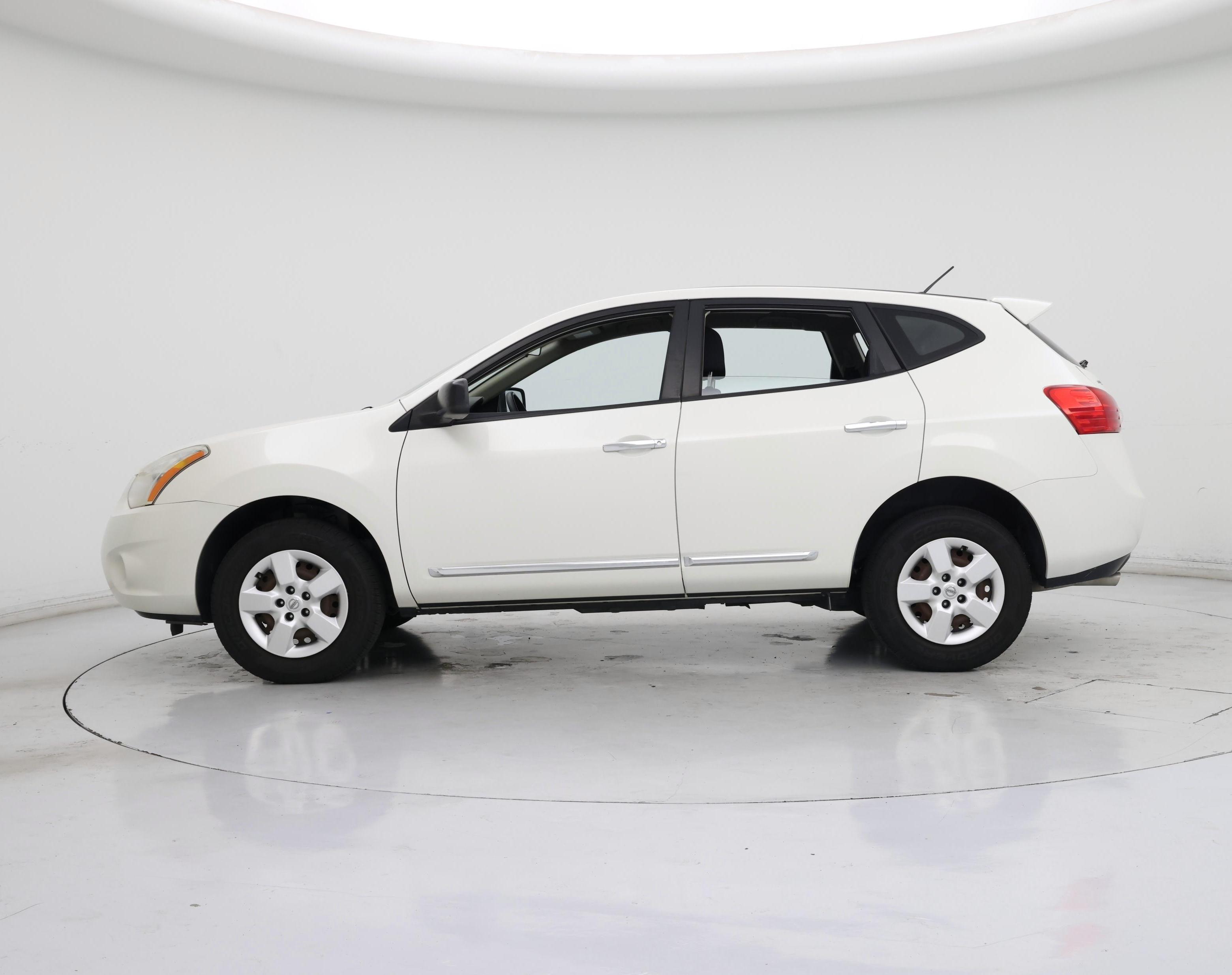 Thumbnail: 2013 Nissan Rogue - 3