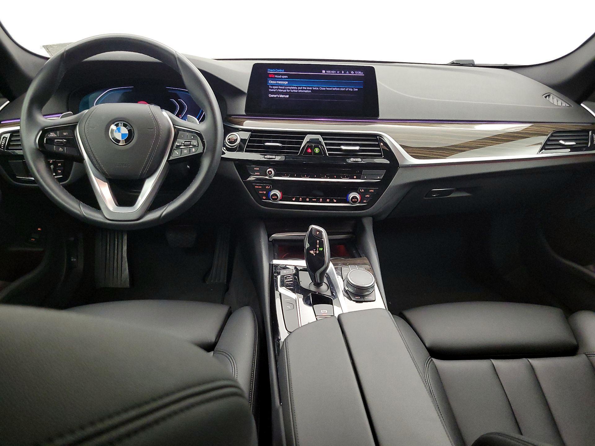 Thumbnail: 2020 BMW 5 Series - 9