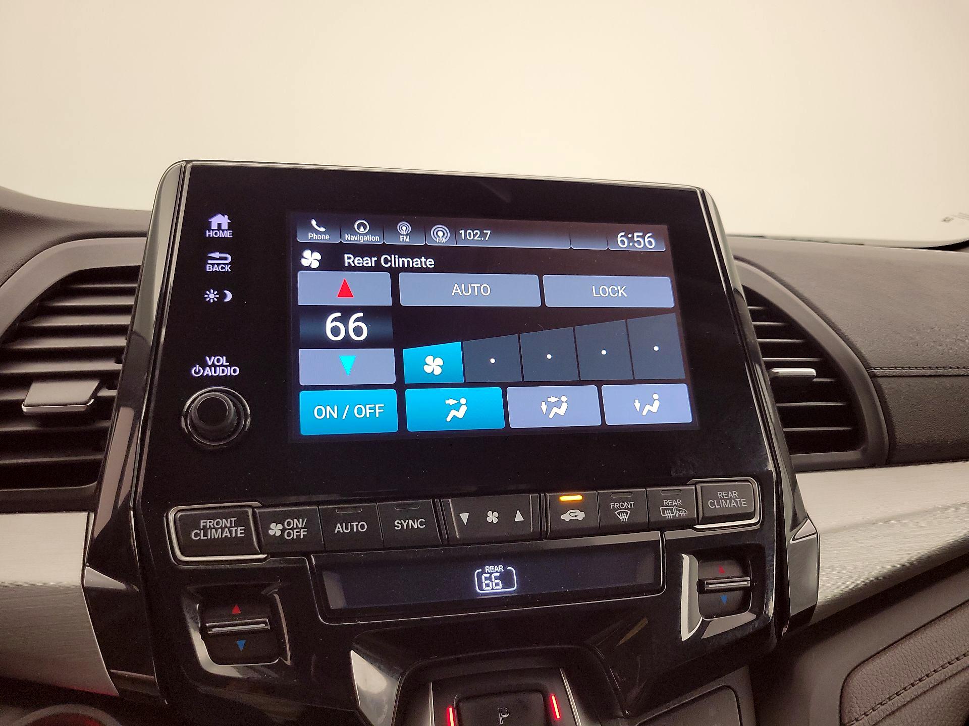 Thumbnail: 2019 Honda Odyssey - 17