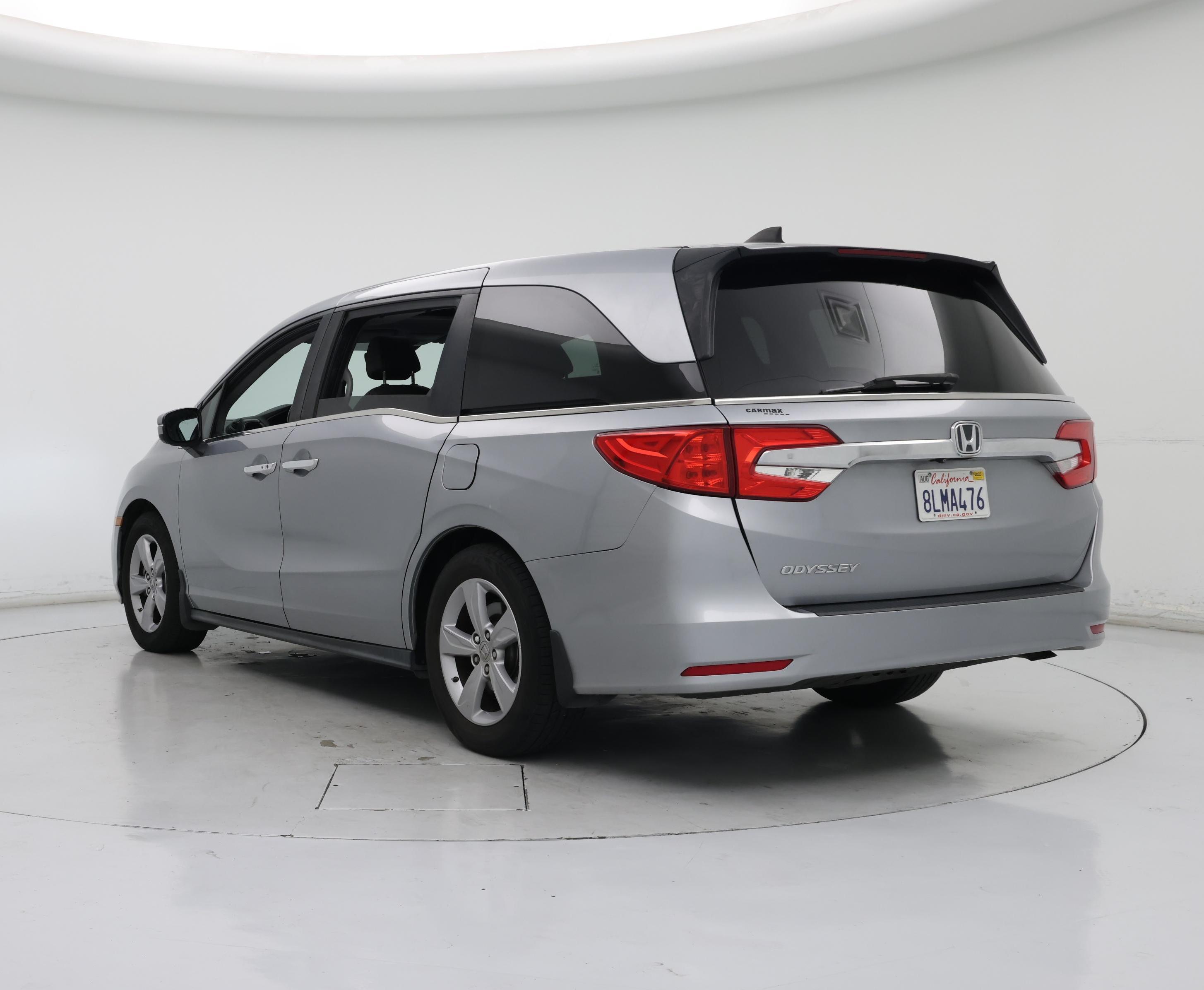 Thumbnail: 2019 Honda Odyssey - 2