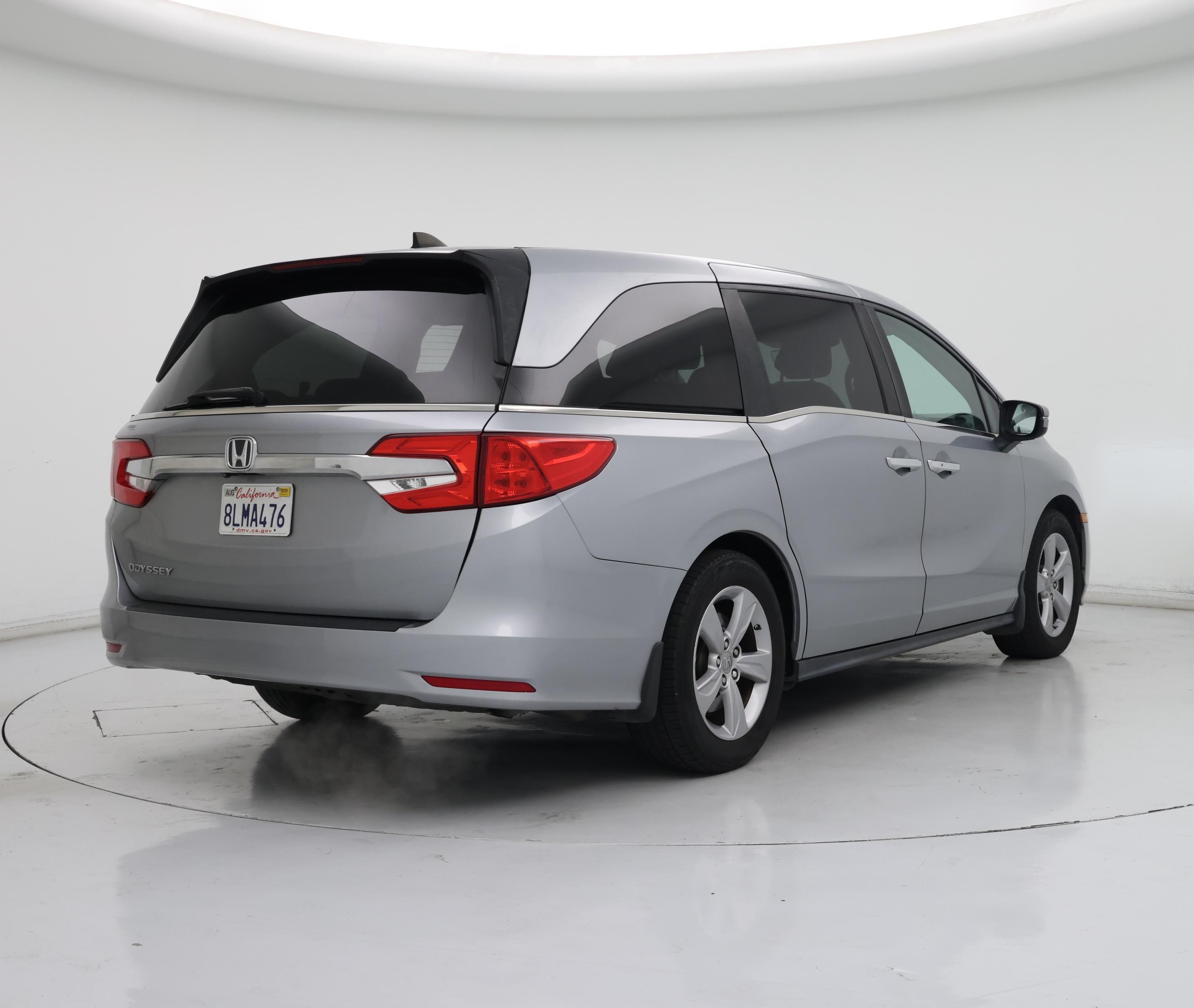 Thumbnail: 2019 Honda Odyssey - 8