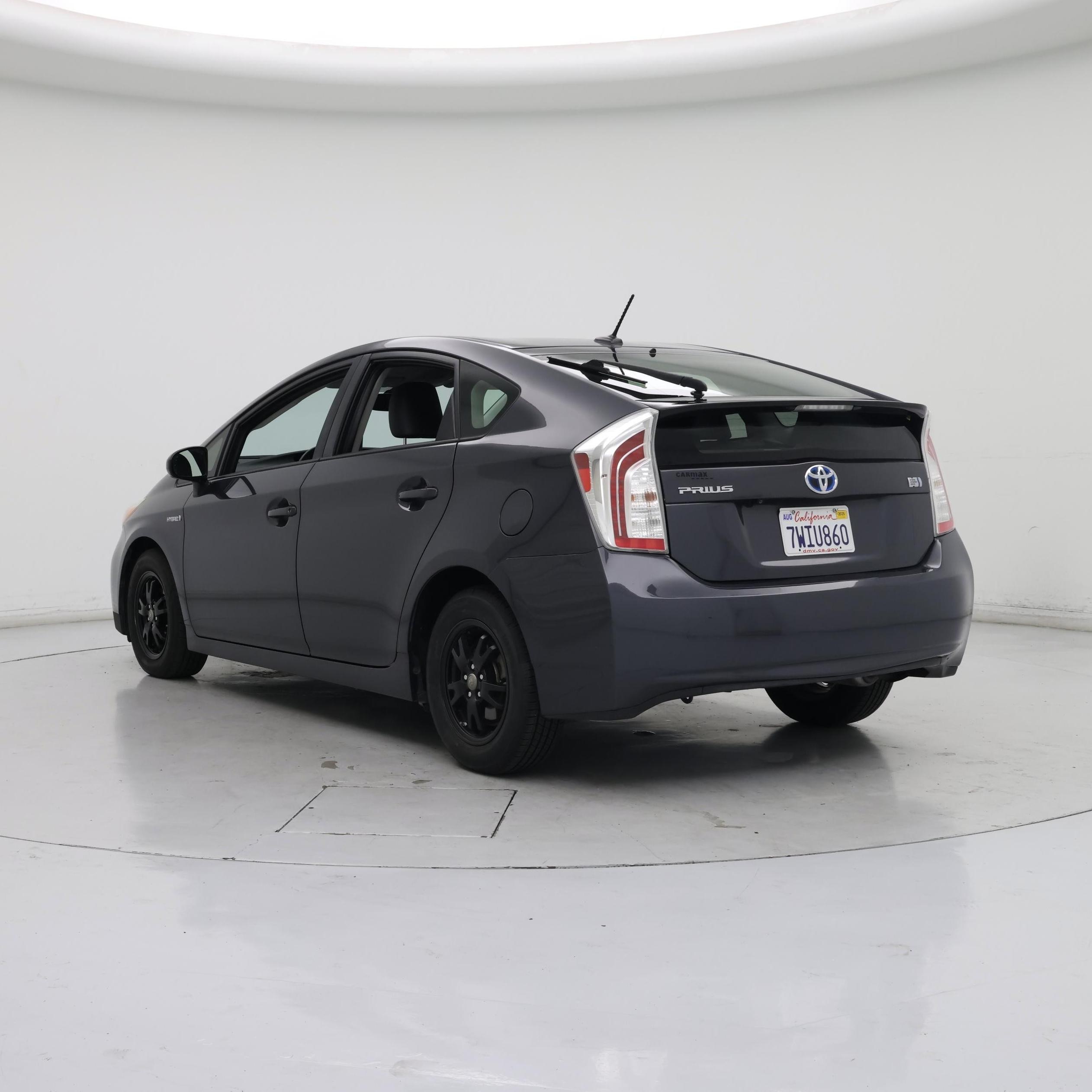 Thumbnail: 2013 Toyota Prius - 2
