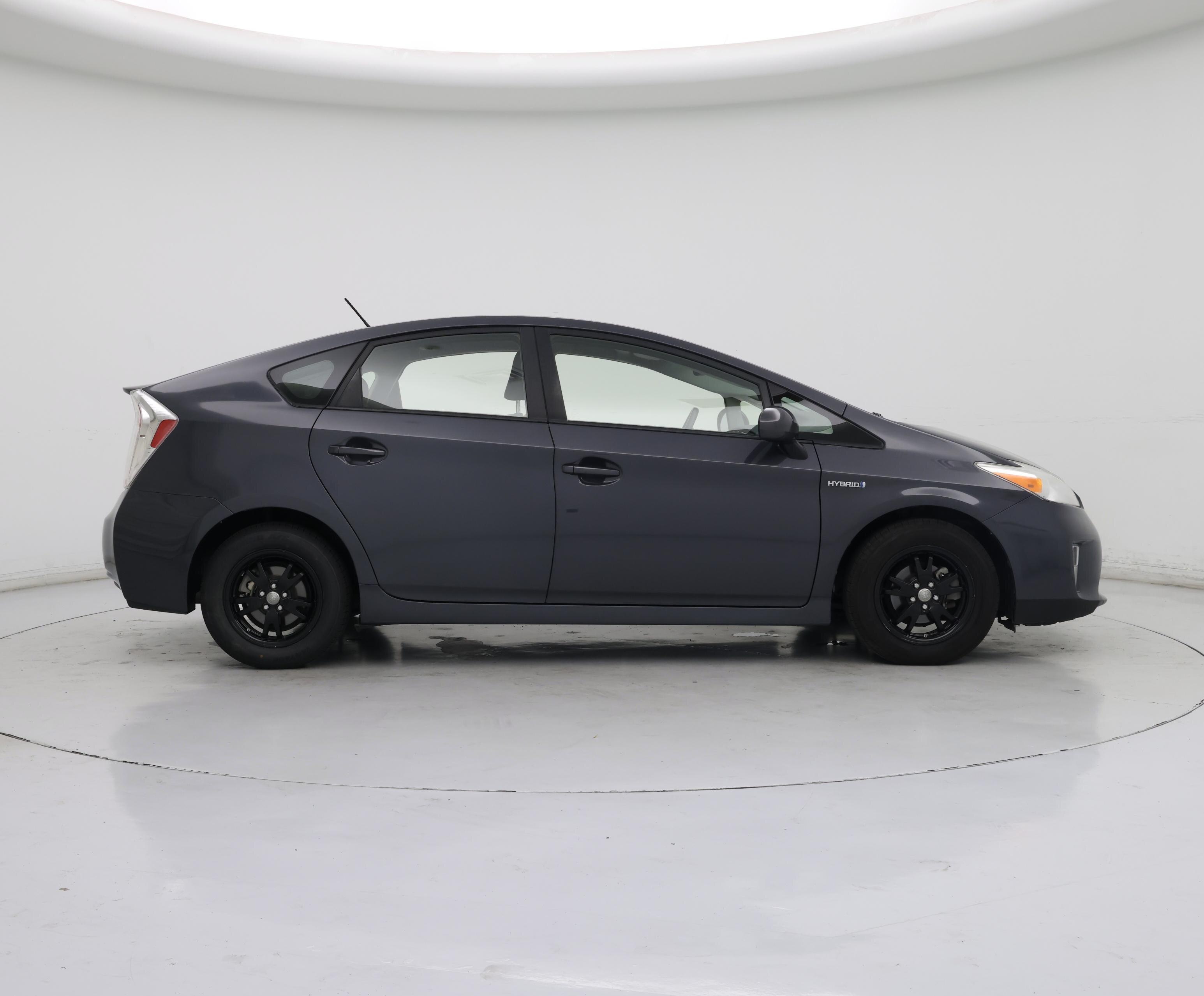 Thumbnail: 2013 Toyota Prius - 7