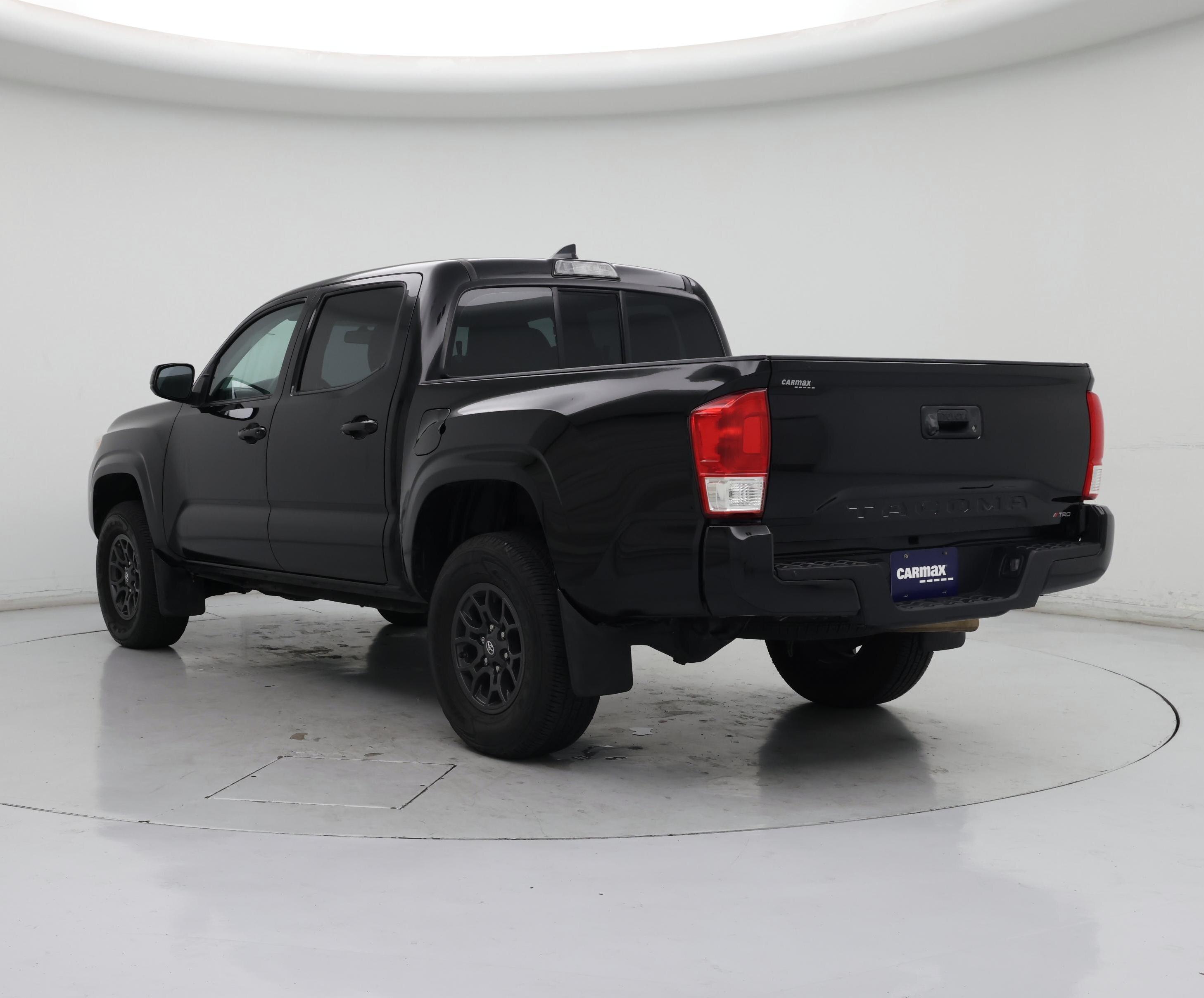 Thumbnail: 2016 Toyota Tacoma - 2