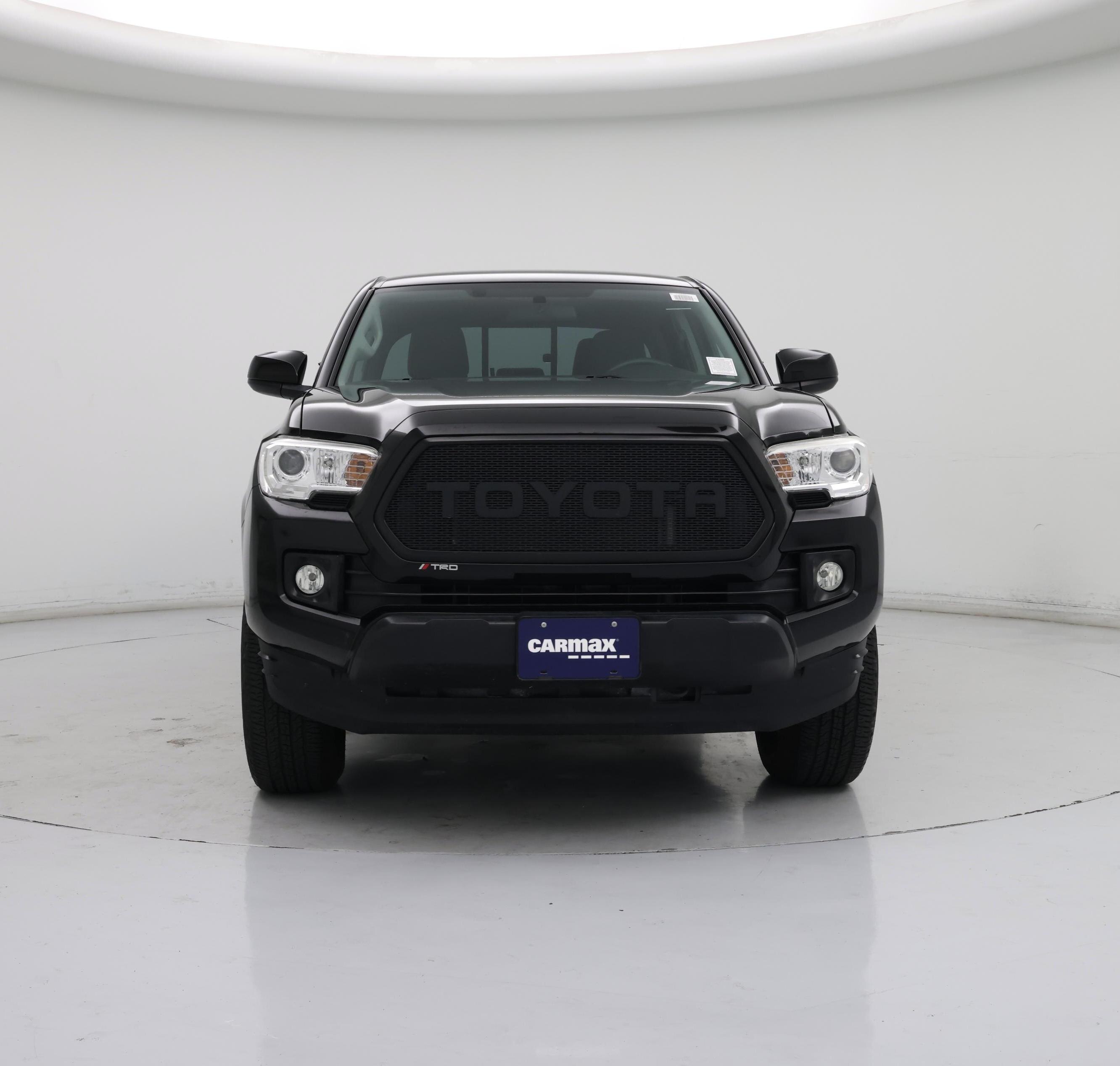 Thumbnail: 2016 Toyota Tacoma - 5