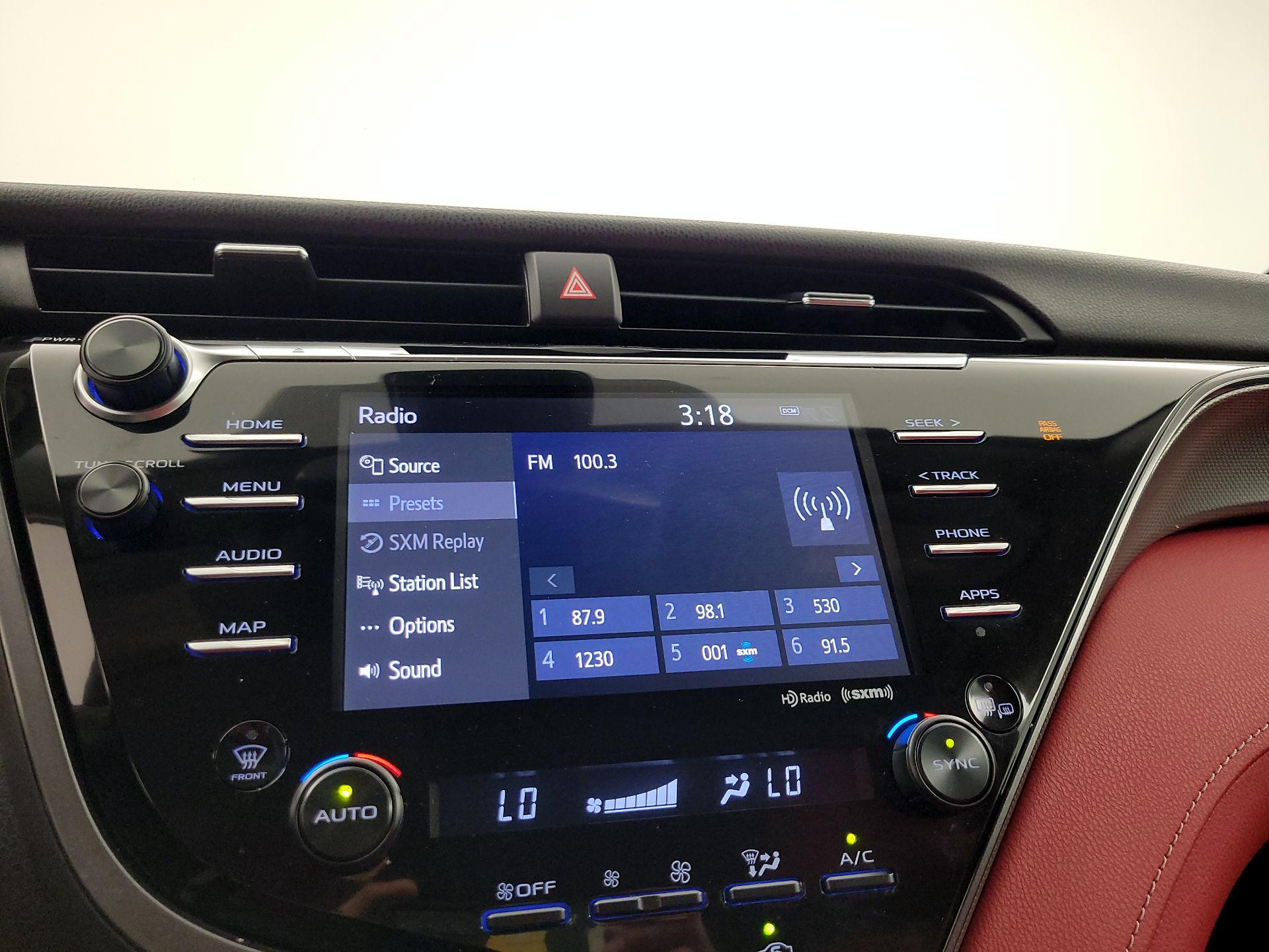 Thumbnail: 2019 Toyota Camry - 15