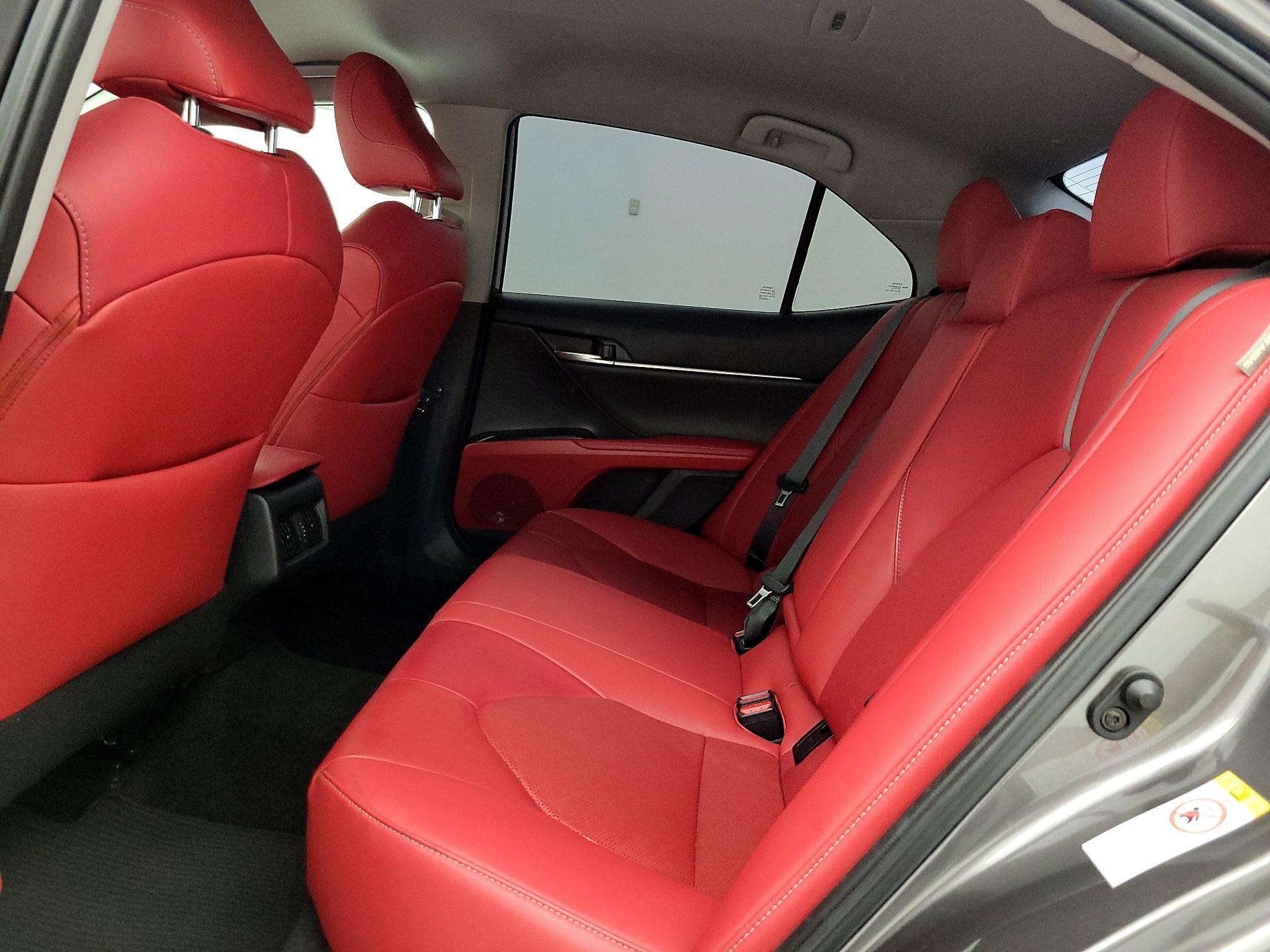 Thumbnail: 2019 Toyota Camry - 19