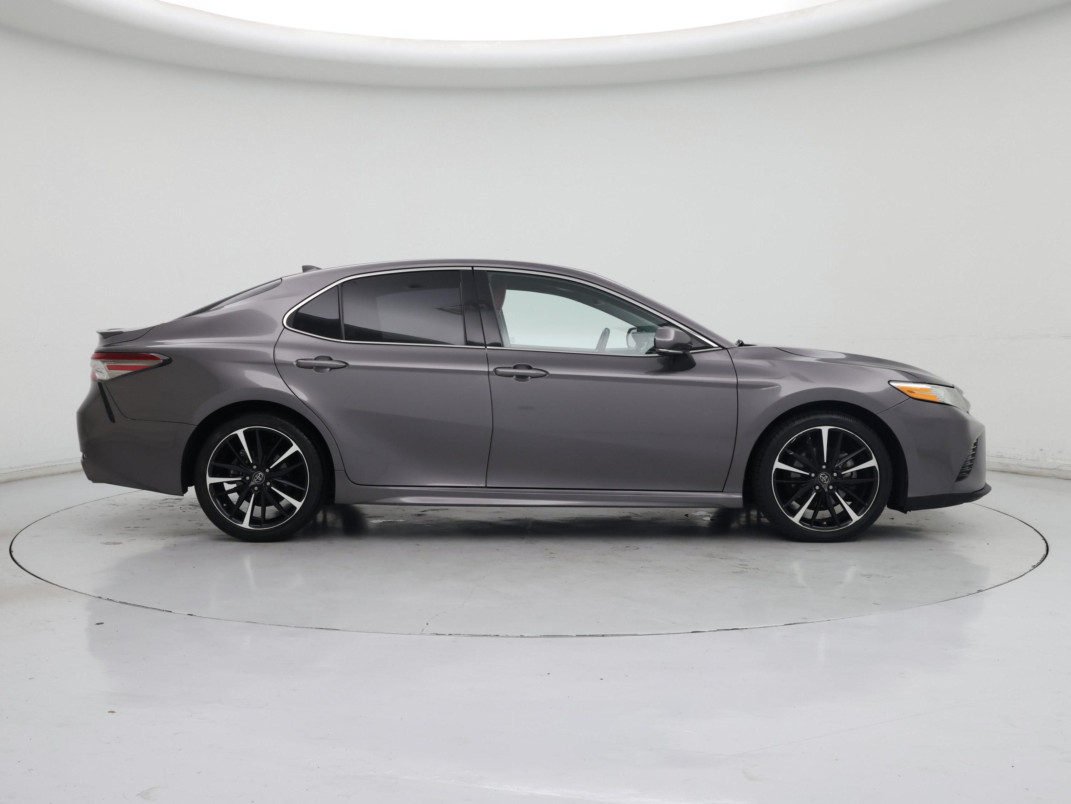 Thumbnail: 2019 Toyota Camry - 7